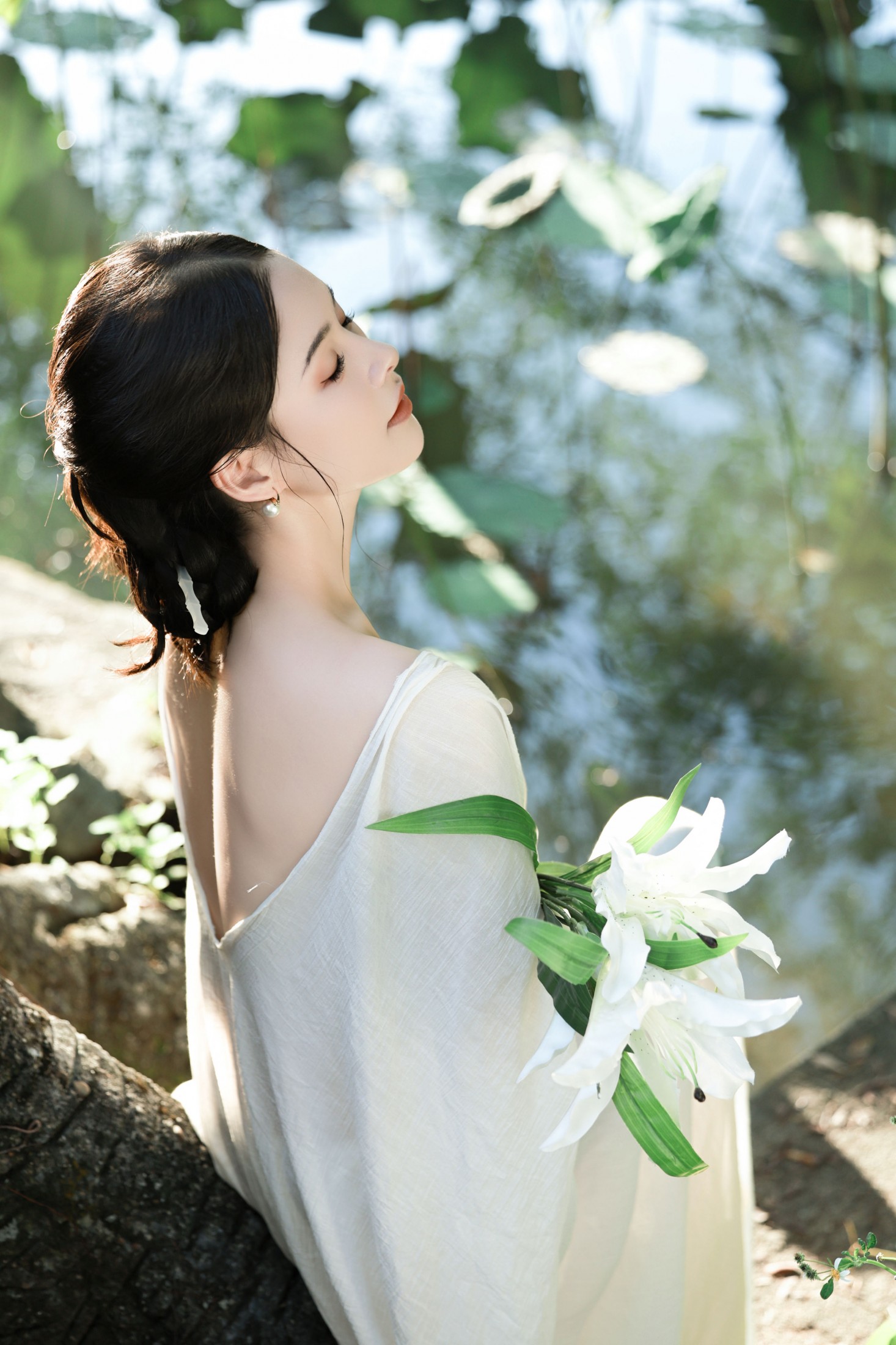 – 《光斑》[17P]-66COS