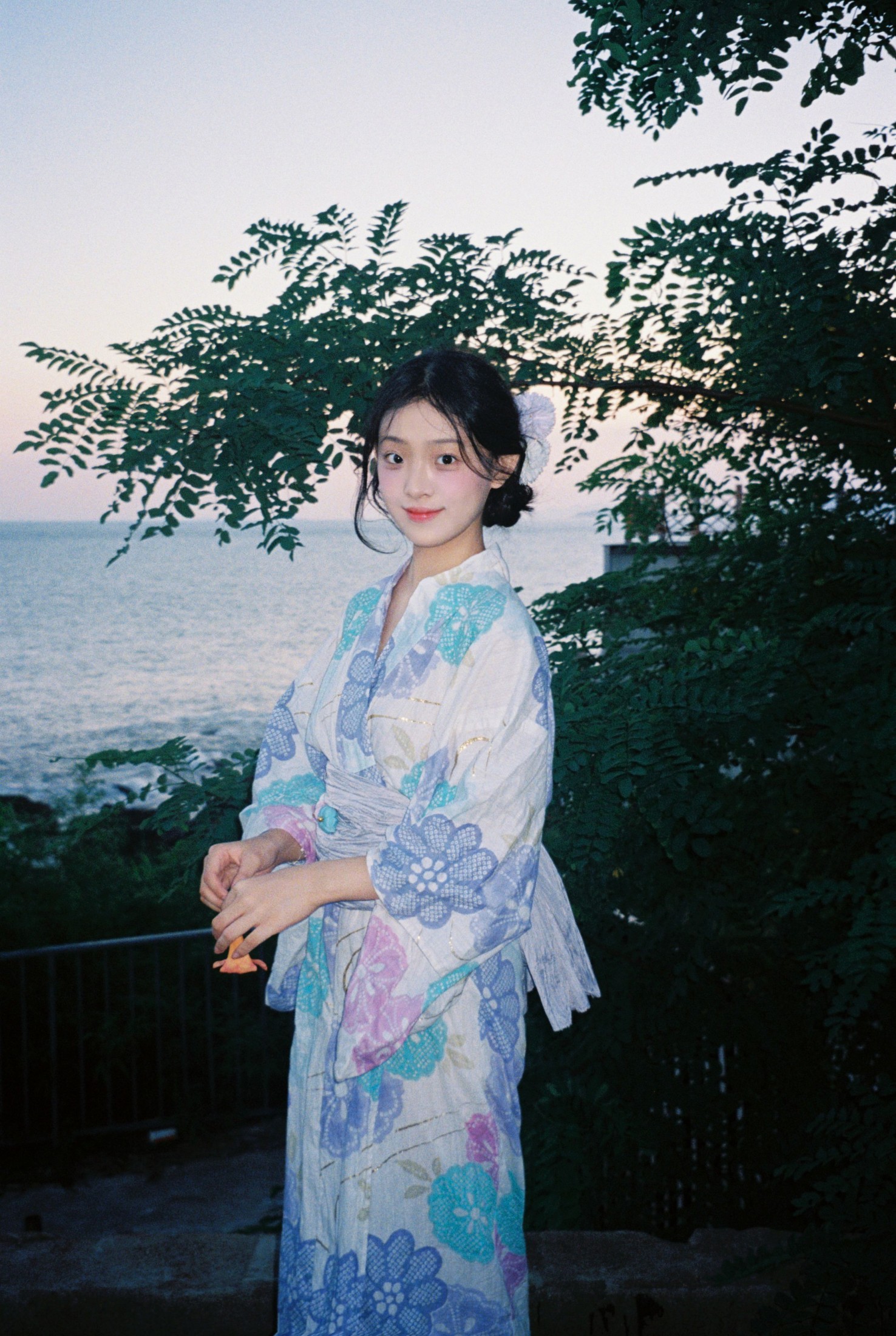 一尾鱼 – 《于是夏天在我身后落下》[10P]-66COS