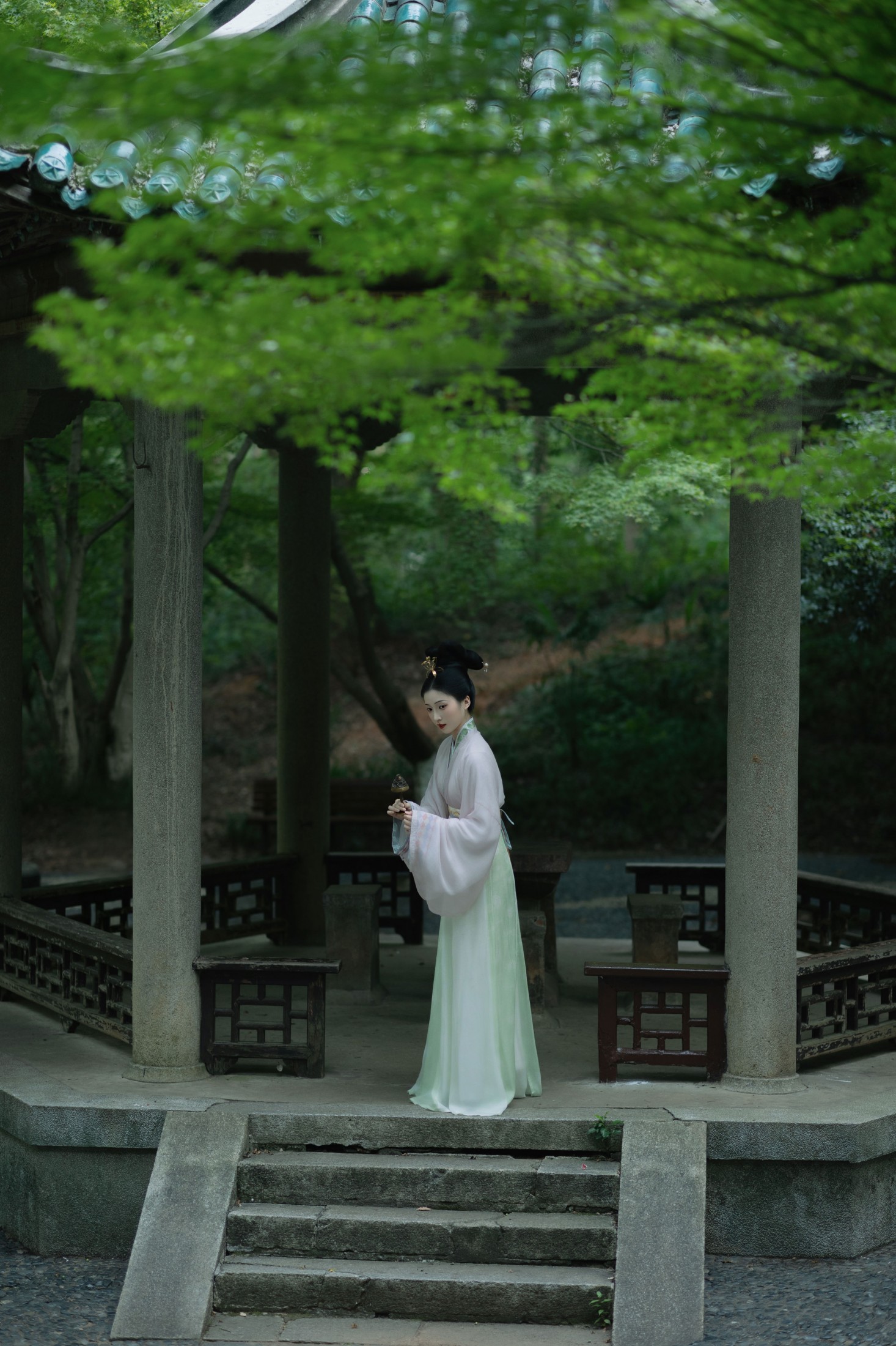 企鹅融融 – 《山中小憩》[50P]-66COS