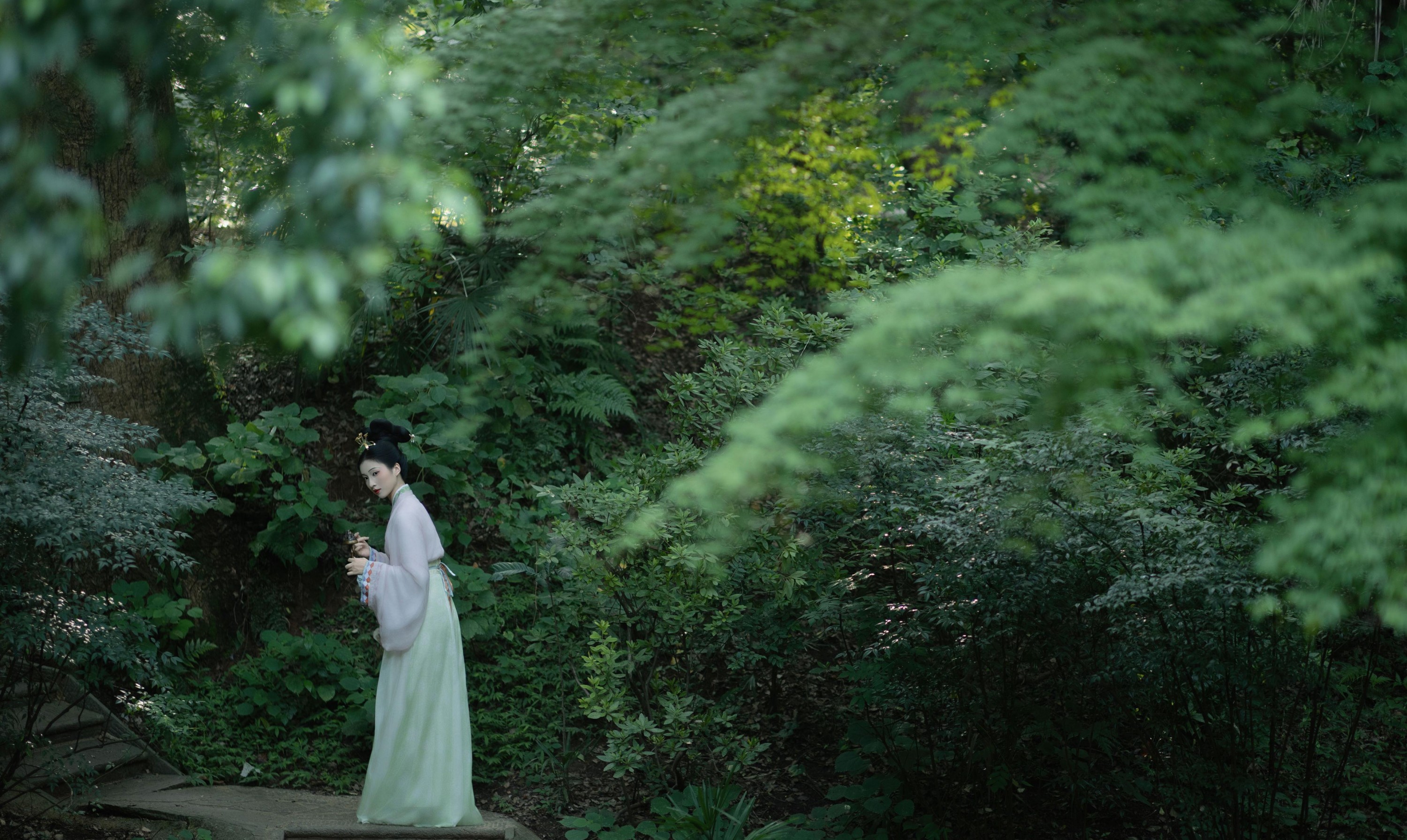 企鹅融融 – 《山中小憩》[50P] 插图2