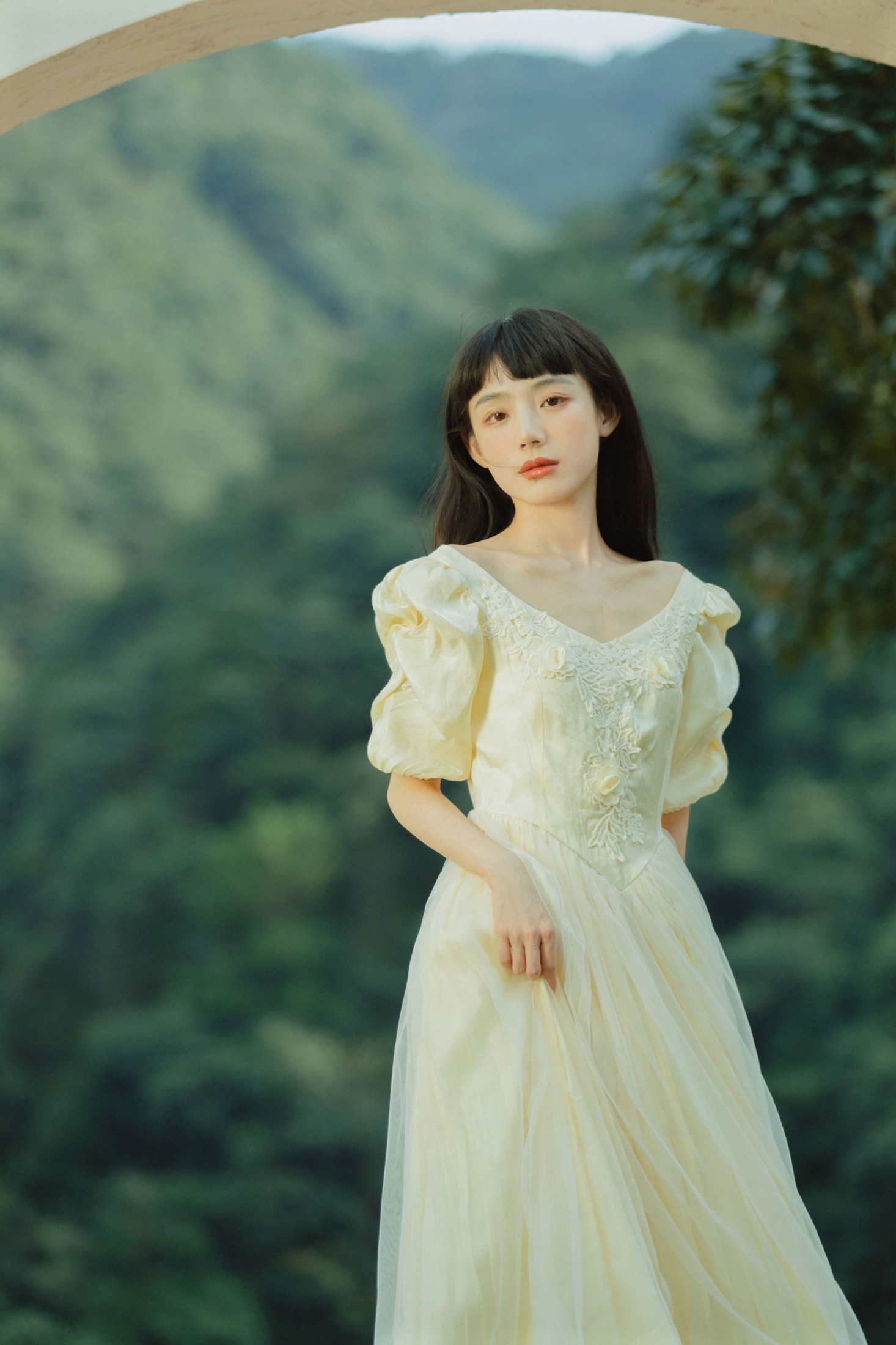 – 《阳光与裙角》[32P]-66COS