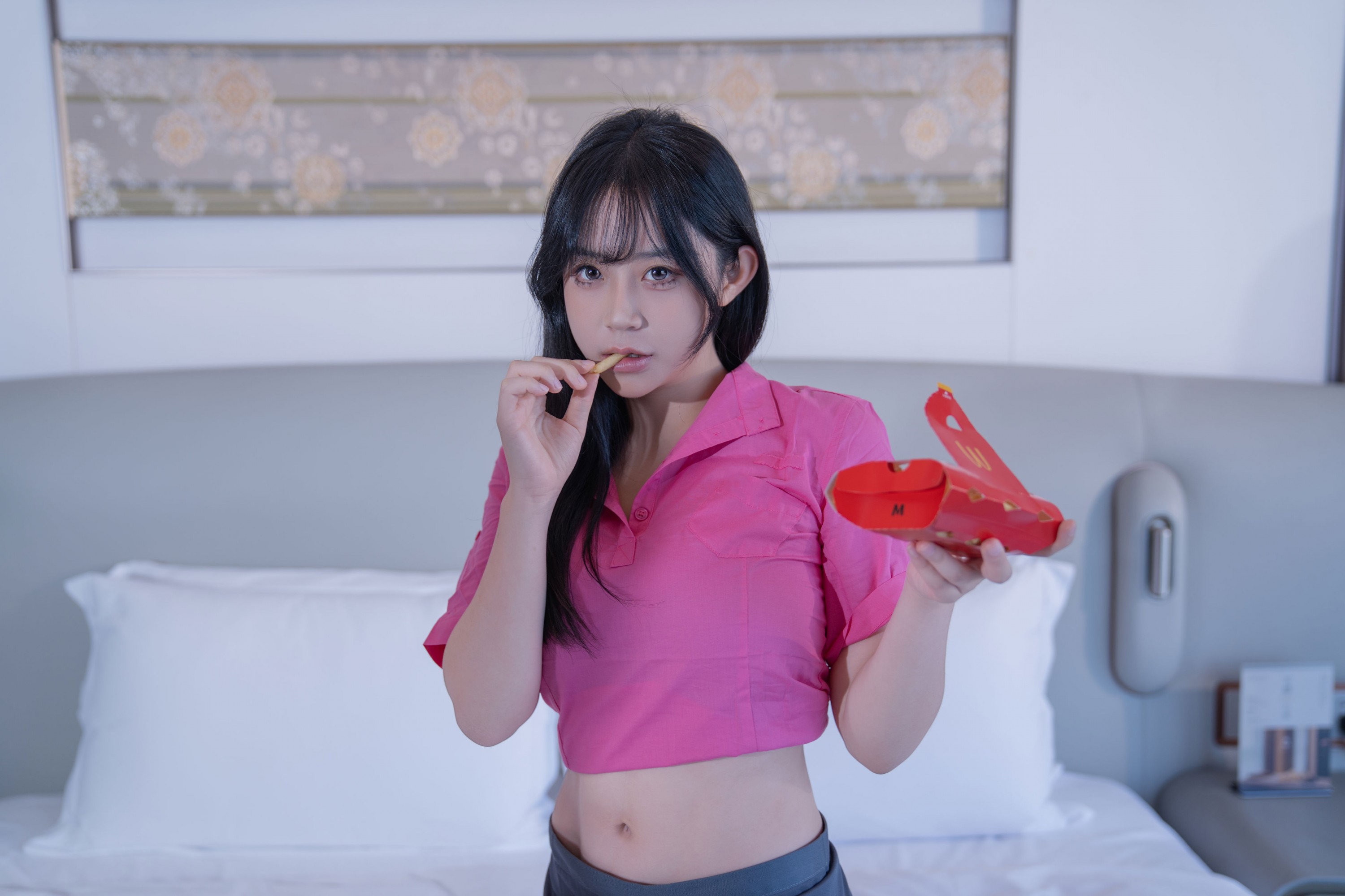 一元同学Jodie – 《绯色慵懒：独处时光的微醺格调》[45P] 插图5