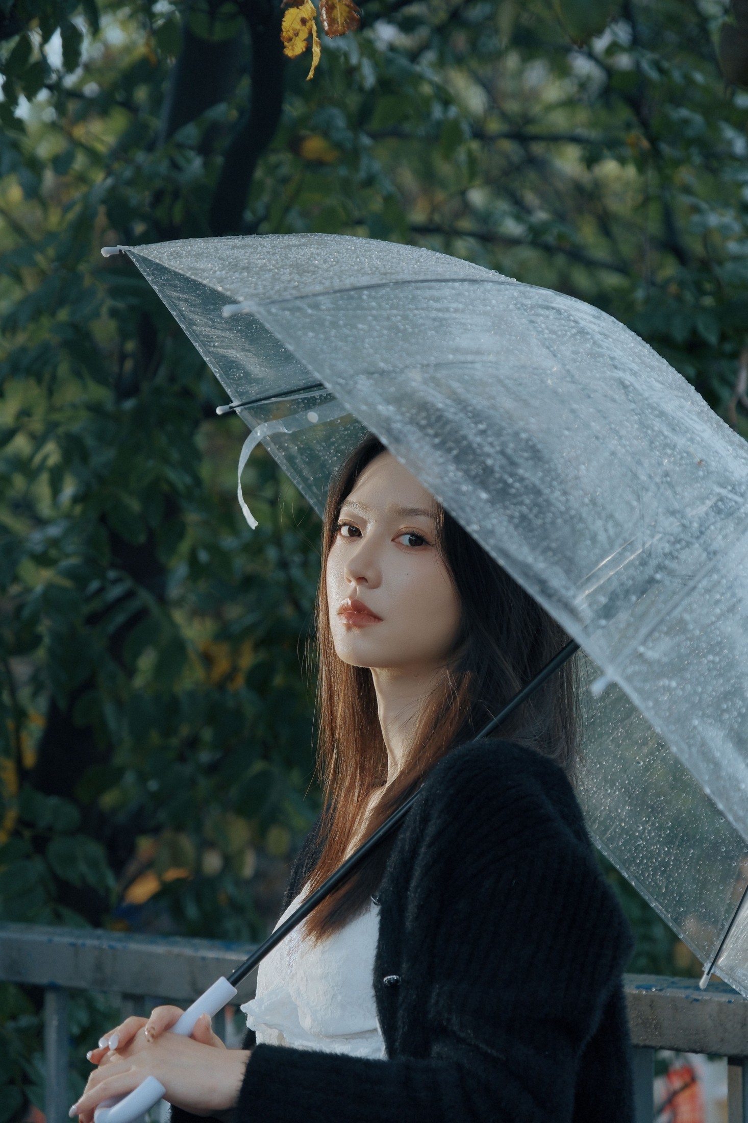 万元里美 – 《雨中》[28P] 插图5