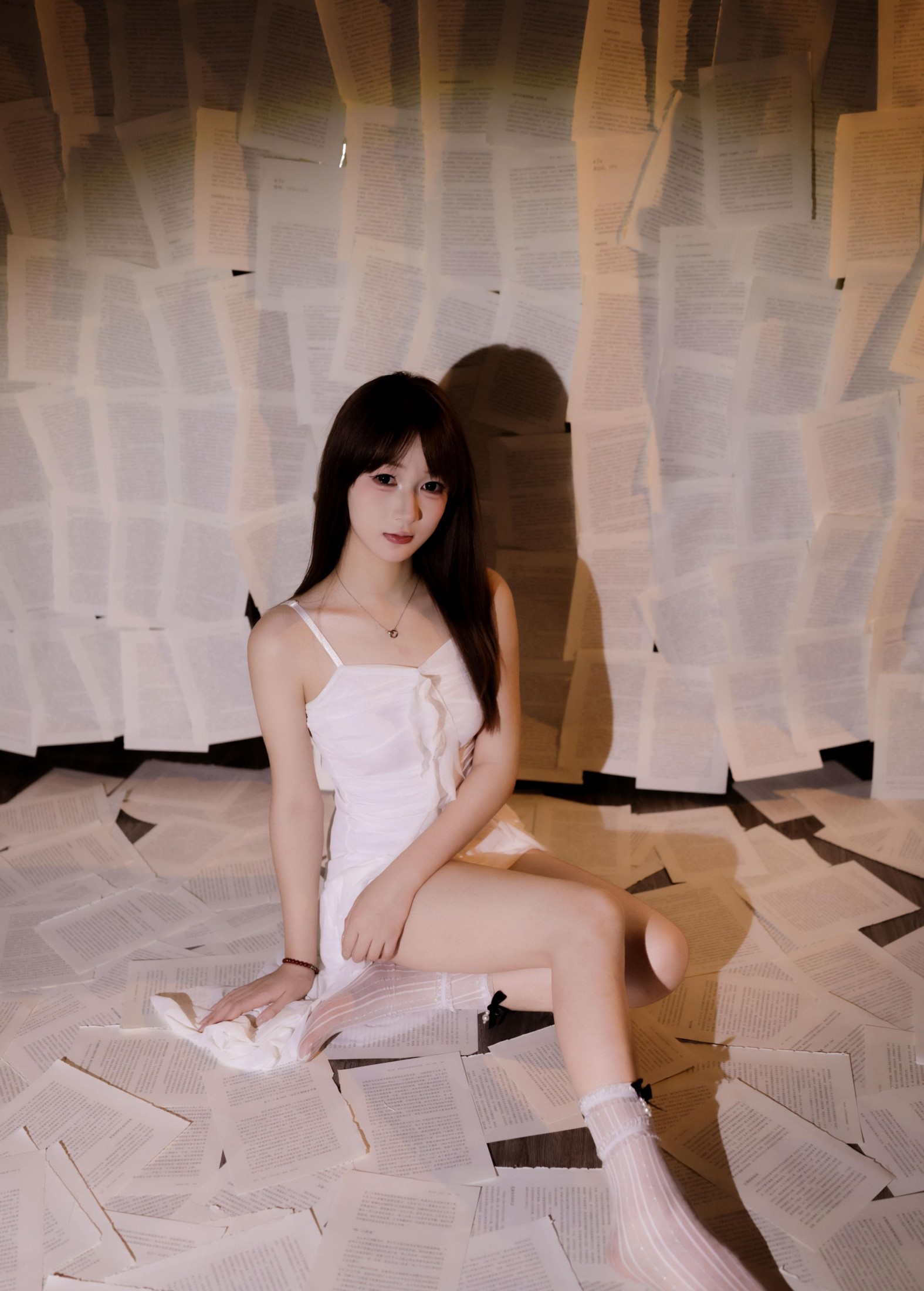 LILY – 《书页白裙》[24P] 插图2