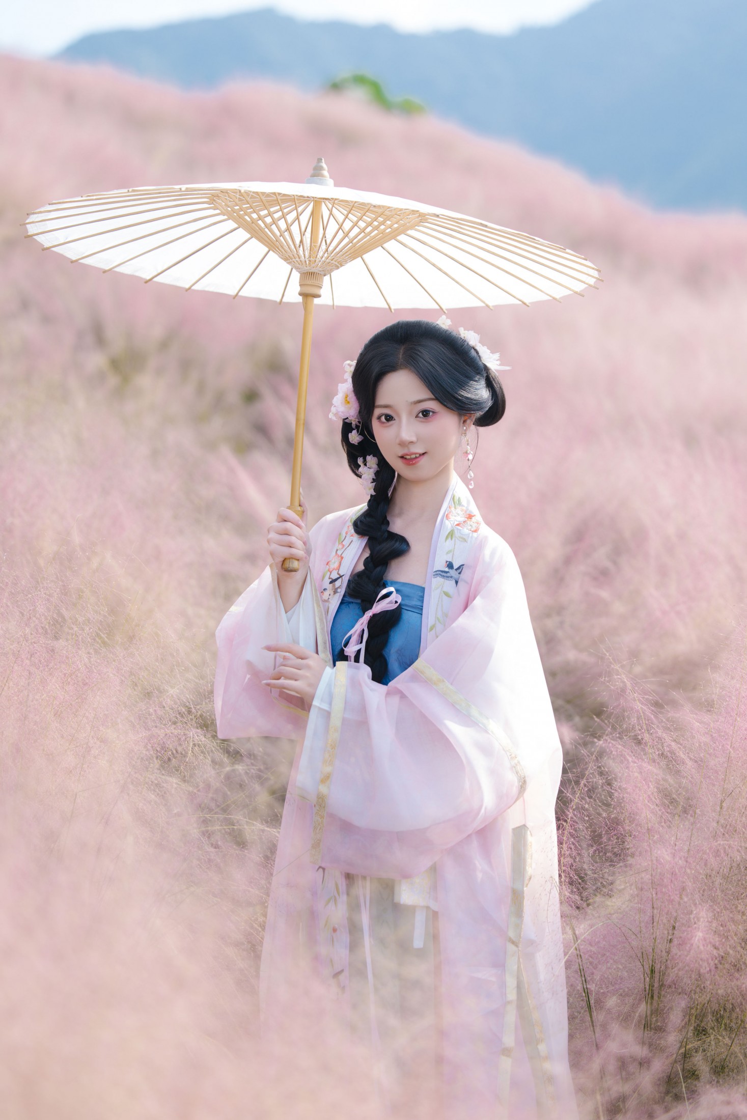Yimi – 《粉黛花海》[24P]-66COS
