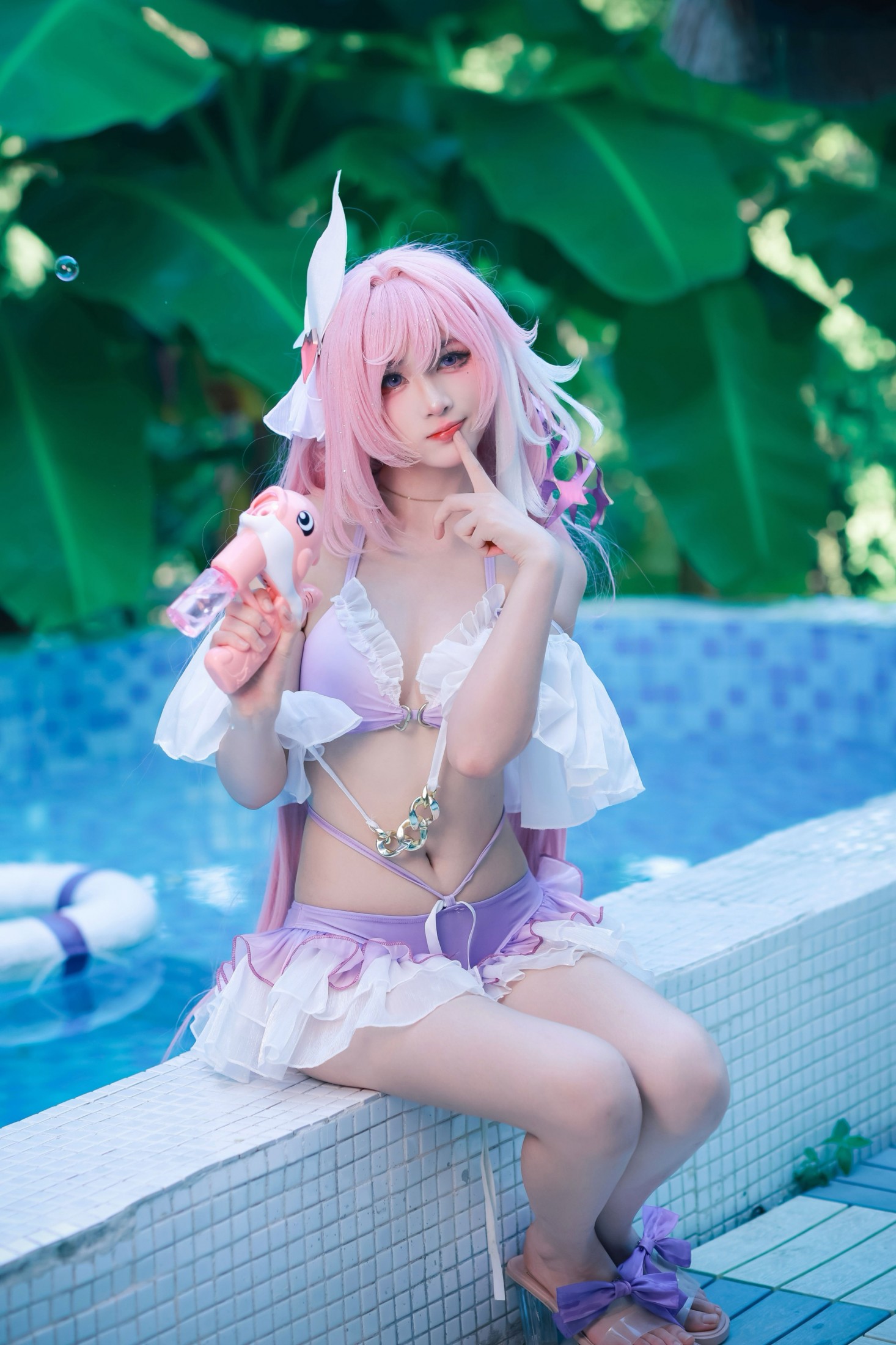 火鸡面重度依赖 – 《泳池边的粉色小蛋糕是爱莉希雅本人掉进夏天啦！ 》[32P]-66COS