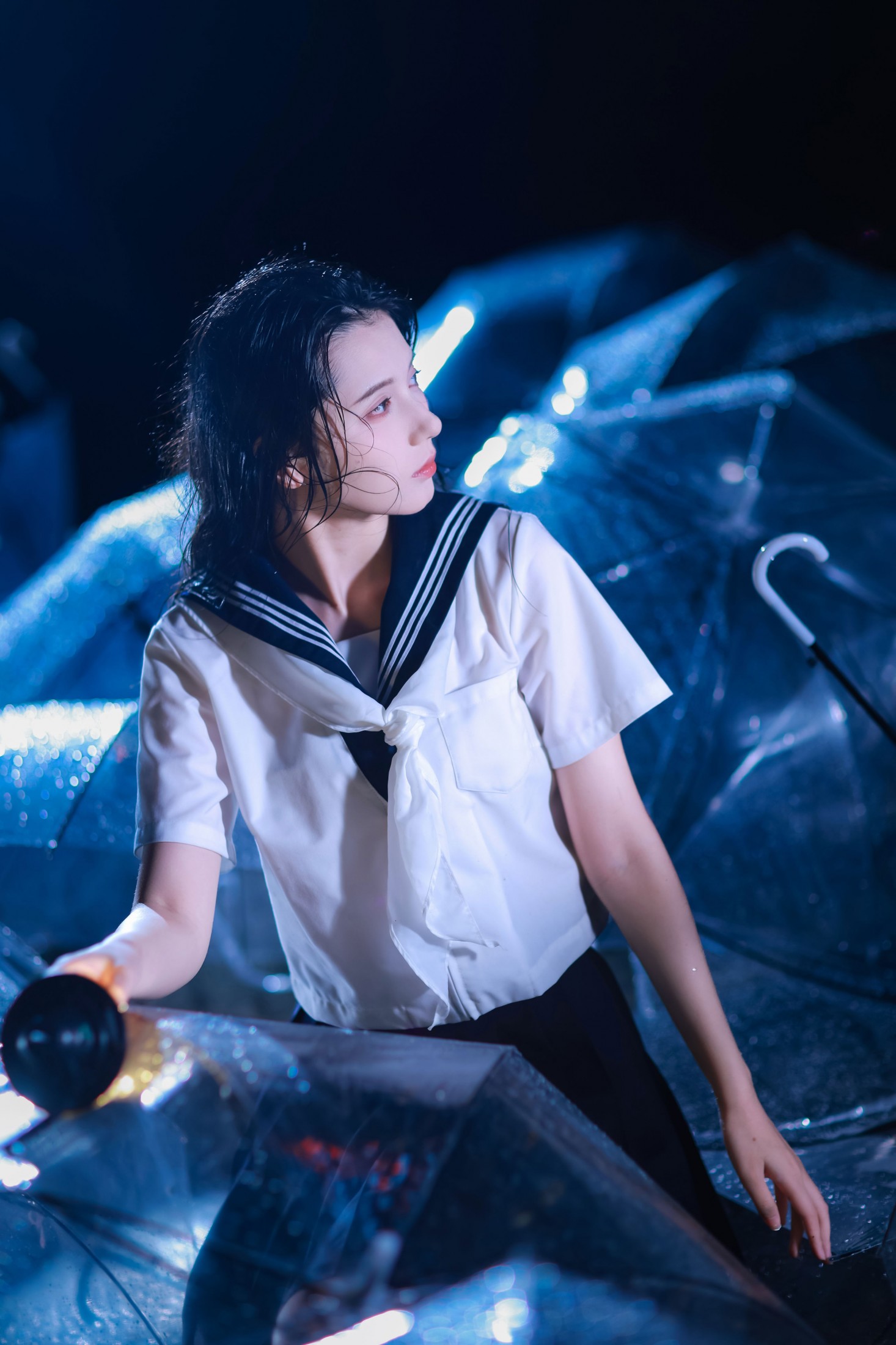 Enyyyn – 《雨落时，心跳是伞面的碎光 》[50P] 插图5