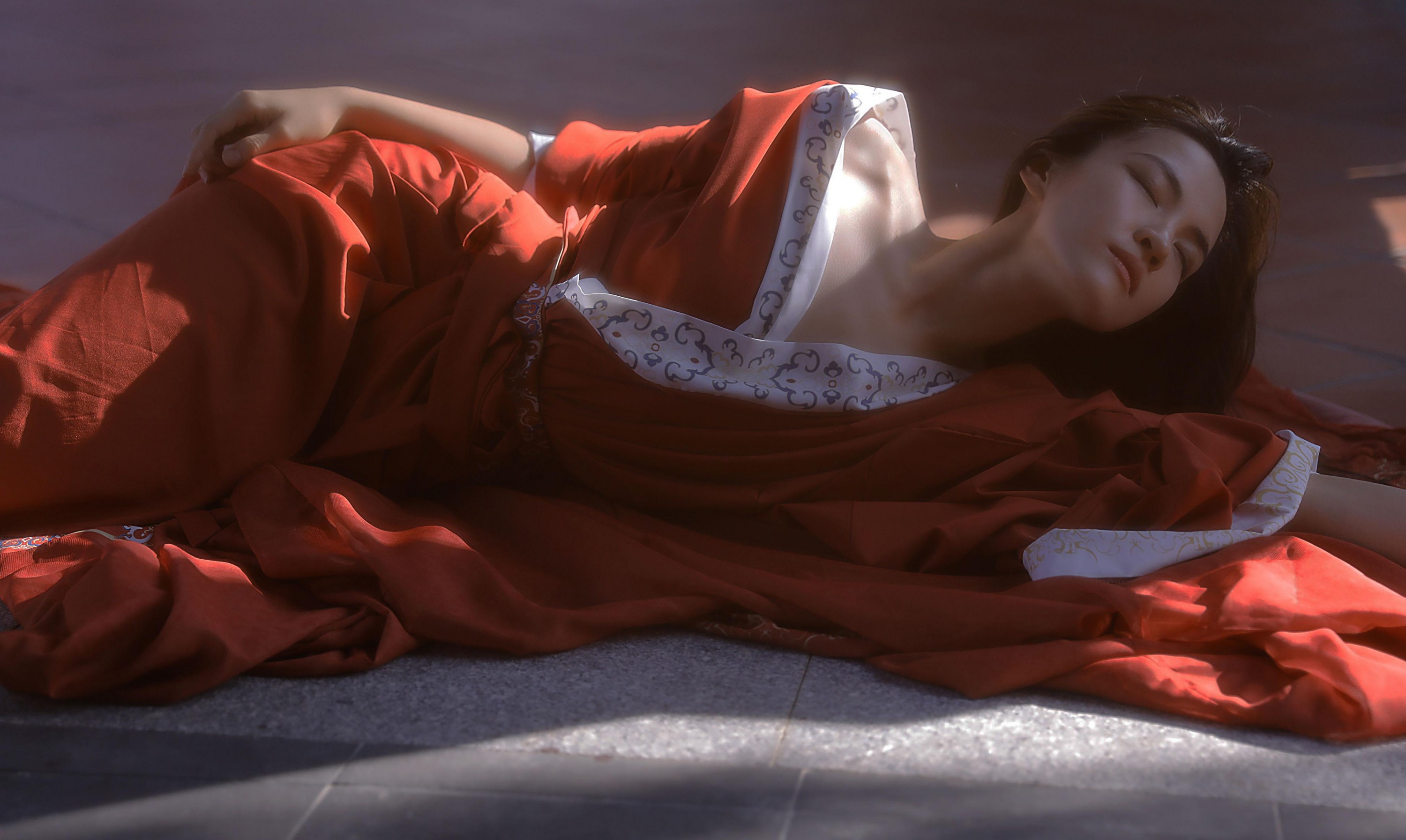 慧慧 – 《一袭红衣尽风华》[9P] 插图2