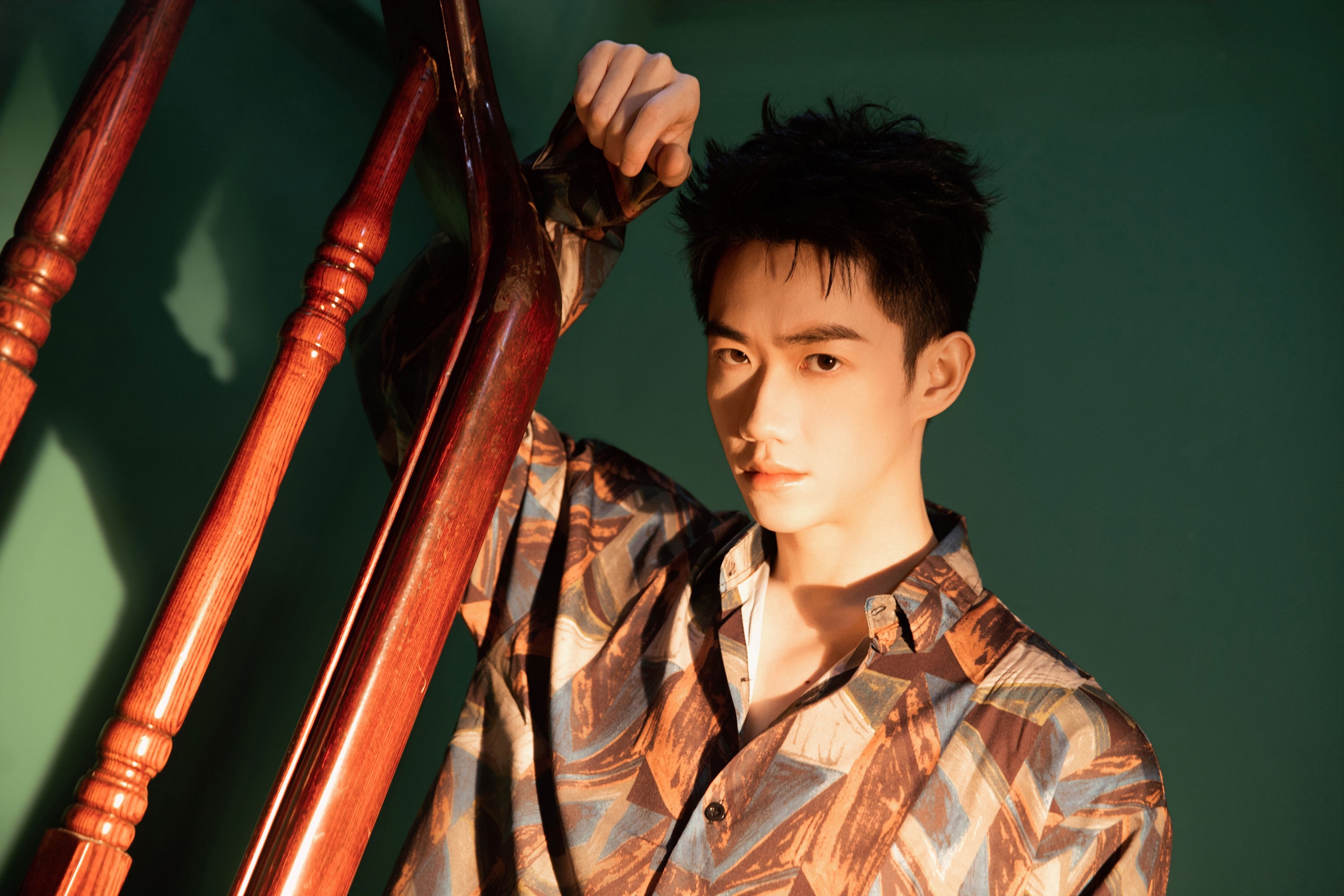 南风 – 《复古潮韵：穿梭时光的型格玩家》[15P]-66COS