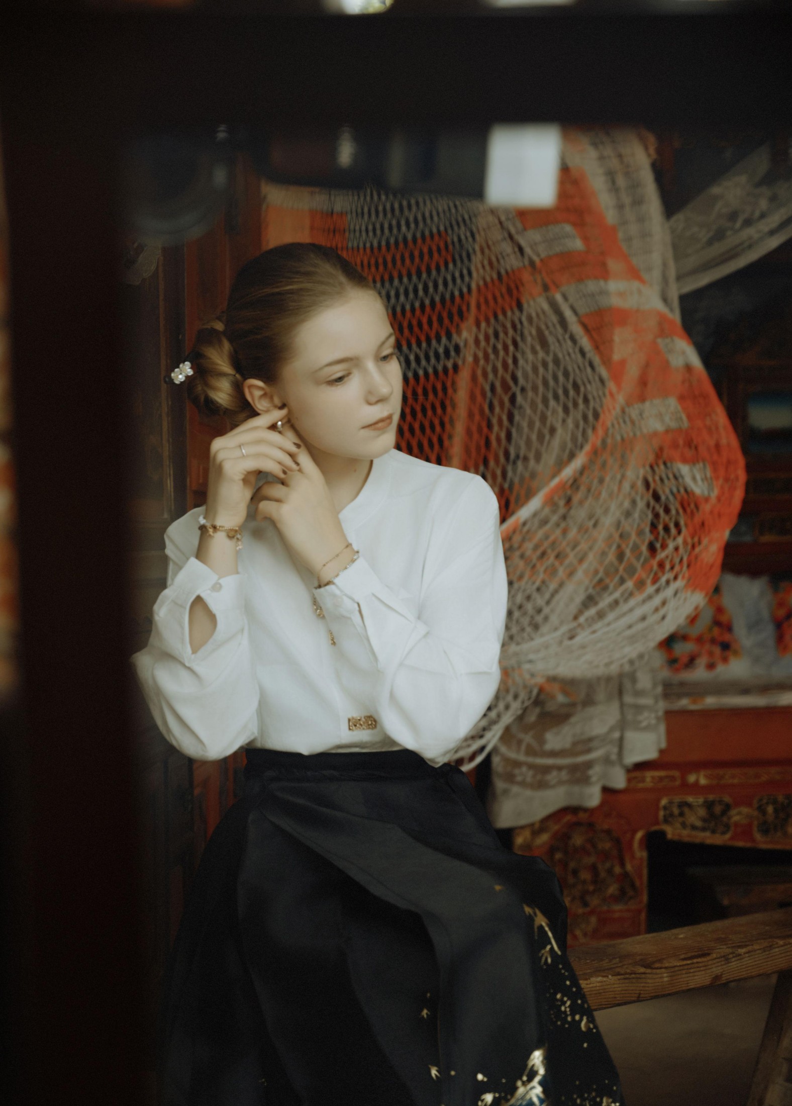 艾米丽 – 《当西方少女打开她的东方衣匣》[9P] 插图2