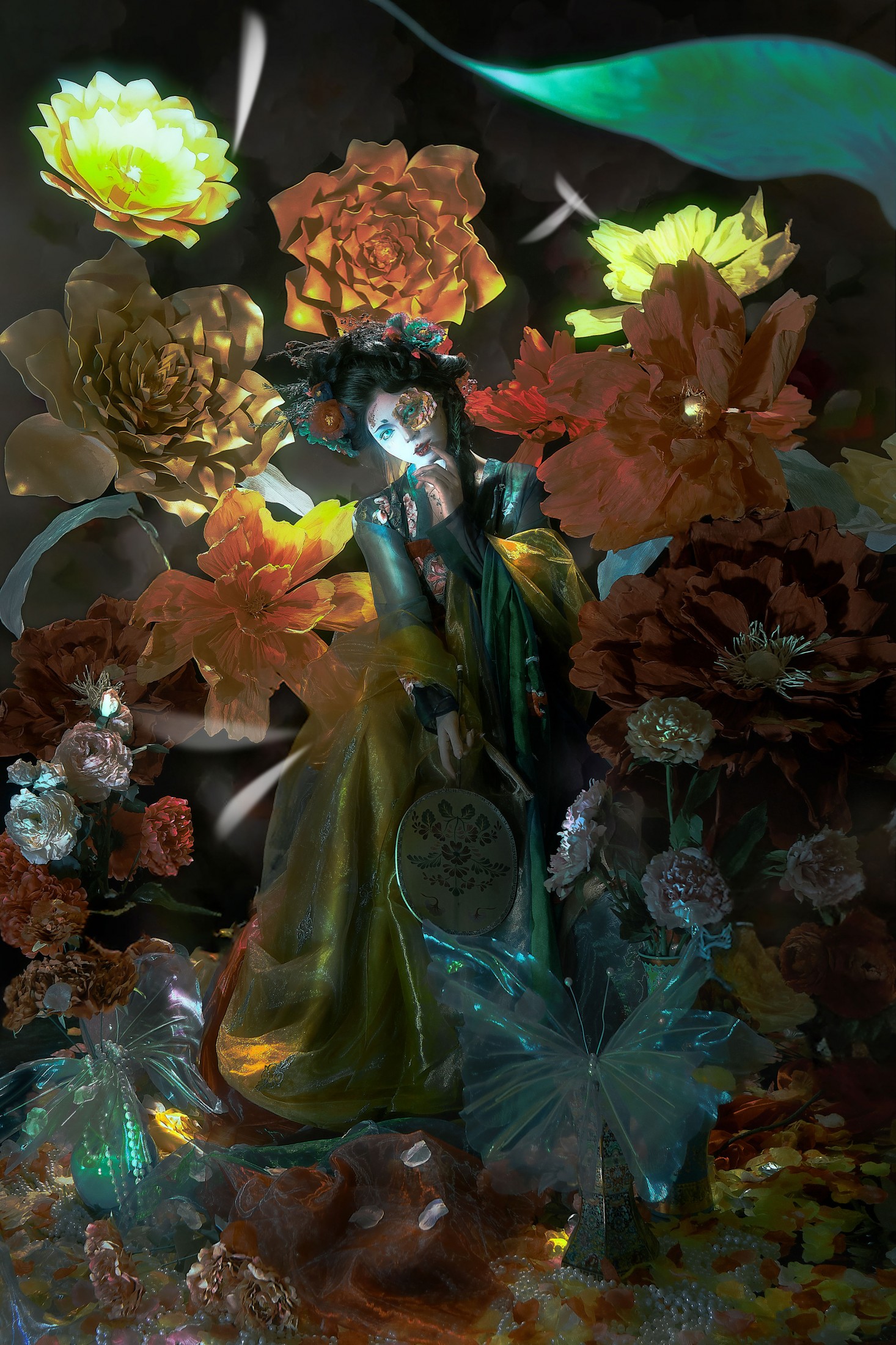 蓝曦 – 《腐烂的牡丹花》[9P]-66COS