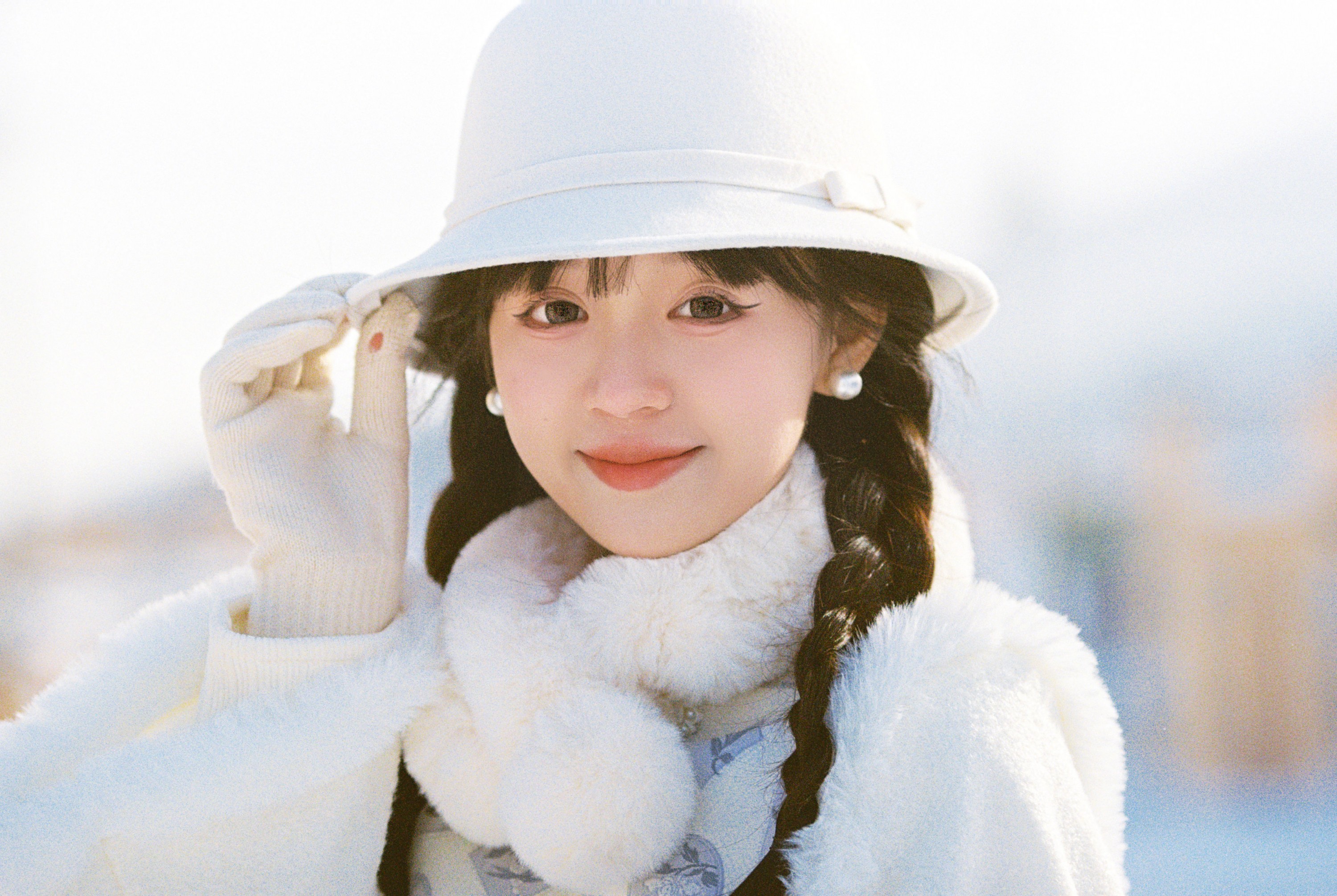 美美晓鱼 - 《雪花》[12P]-66COS