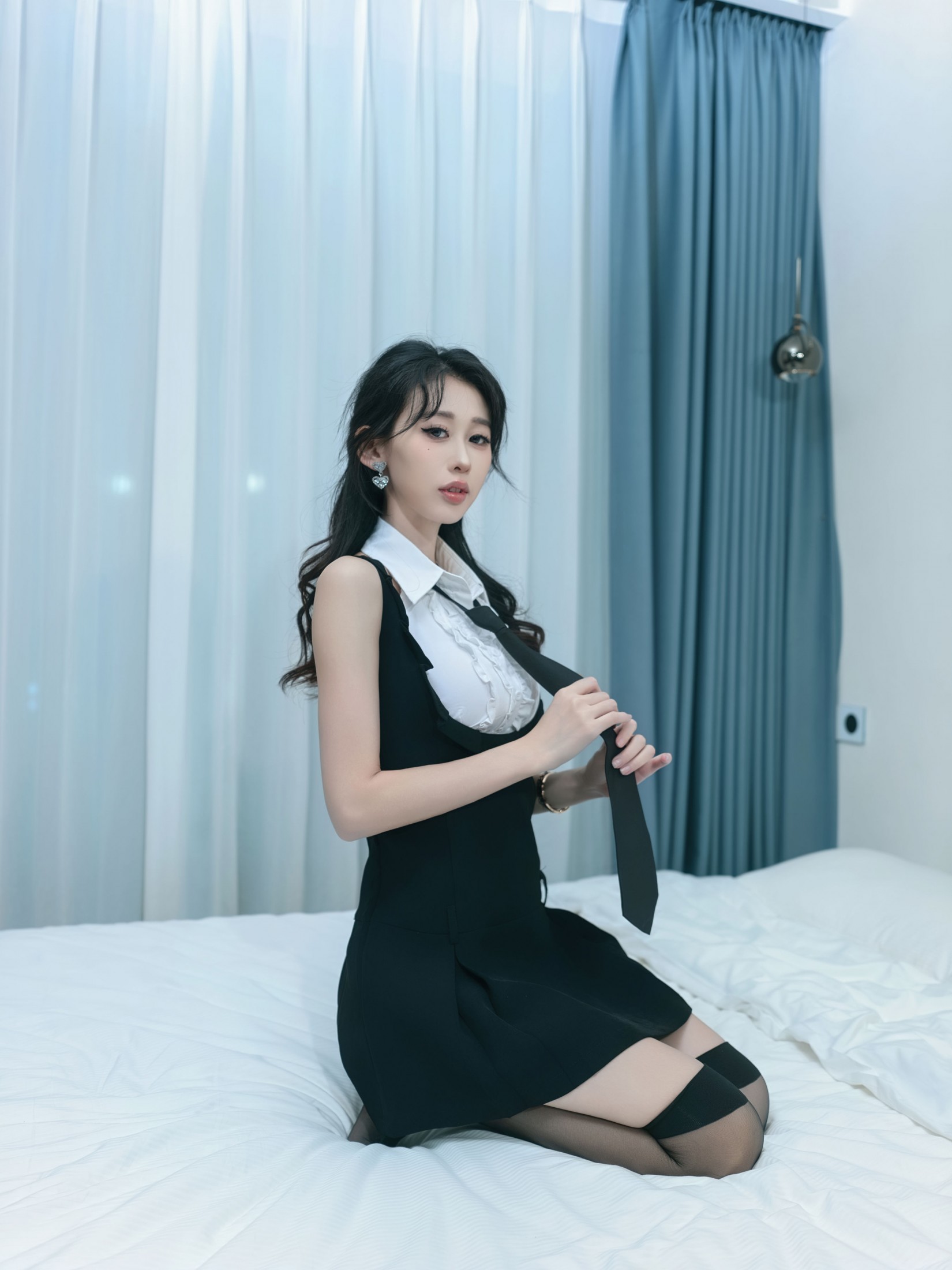 叫我GG - 《冰箱里钻出来的“冷感学姐”️》[37P]-66COS