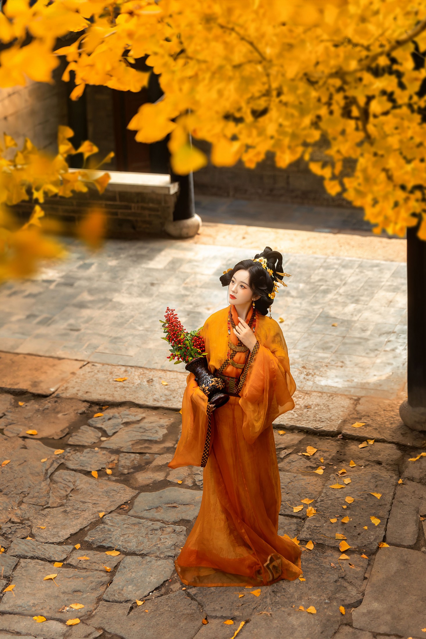 《“风吹一片叶，万物已惊秋”》[9P]-66COS