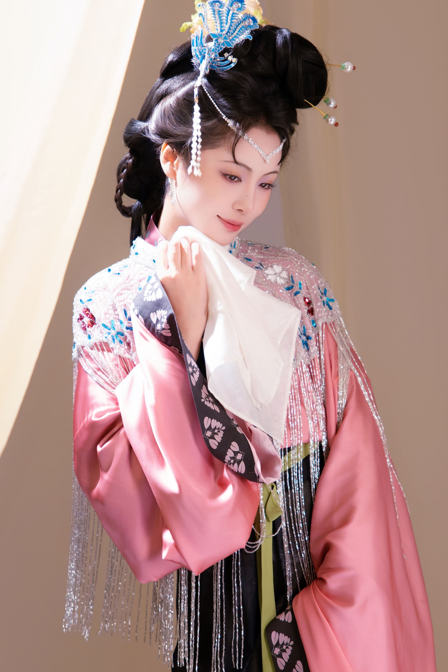 阿初鹅鹅 - 《小师傅请开门，我们想借宝寺避避雨》[9P]-66COS