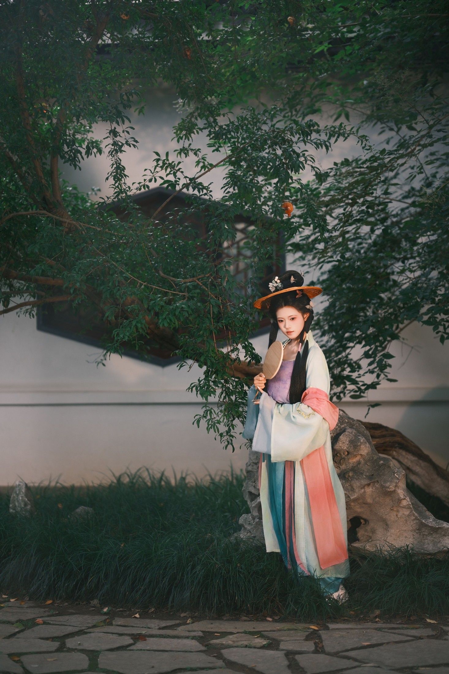 《蕉叶下》[28P]-66COS