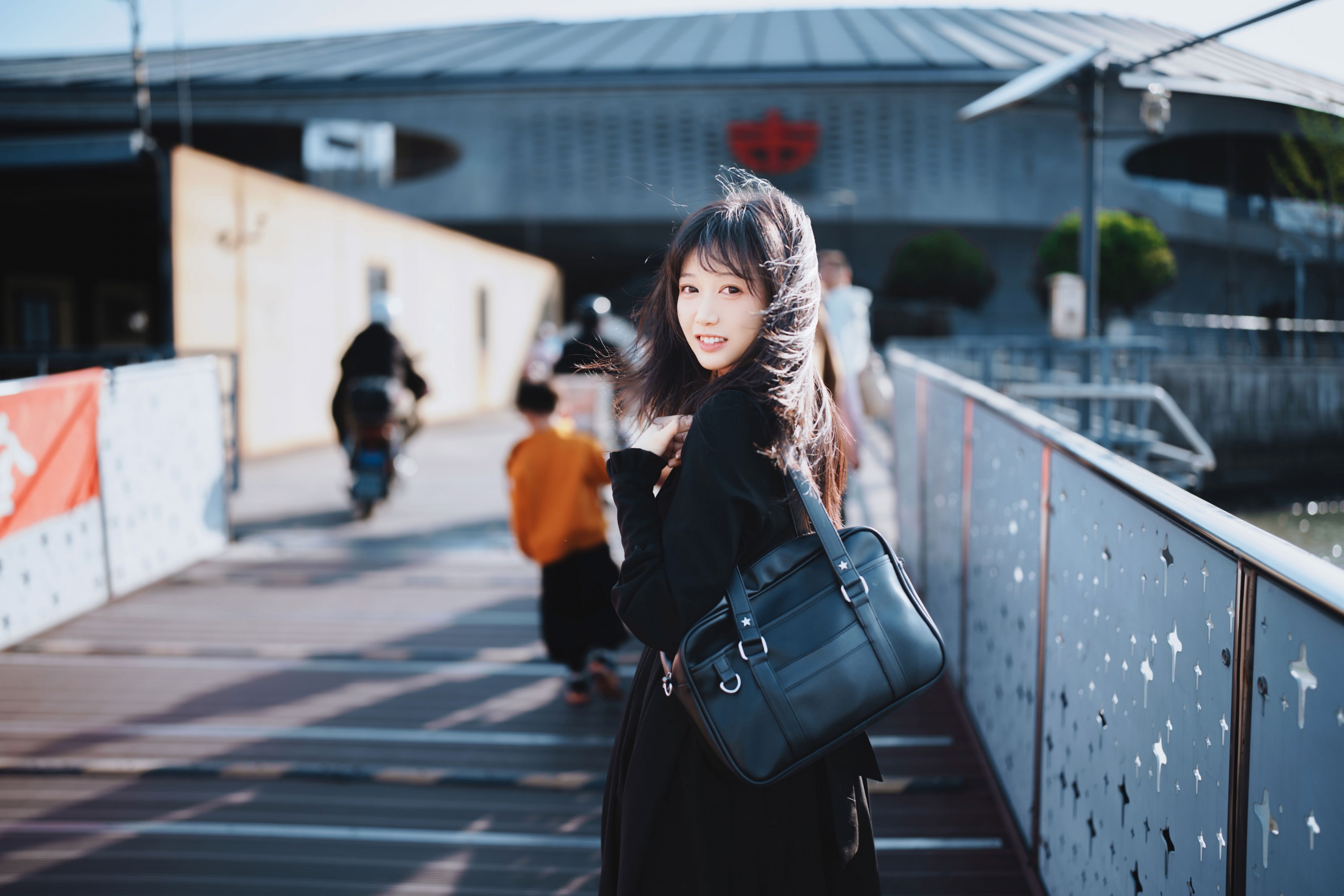 麻瓜社畜小圆 - 《轮渡少女》[28P] 插图3