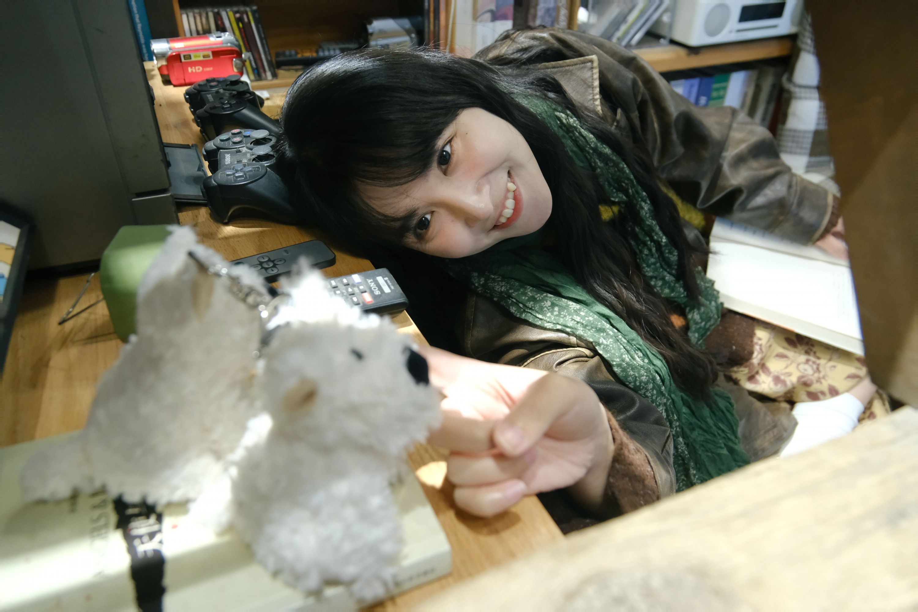 吃一大口鸡蛋 - 《存一点室内拍照姿势》[14P]-66COS