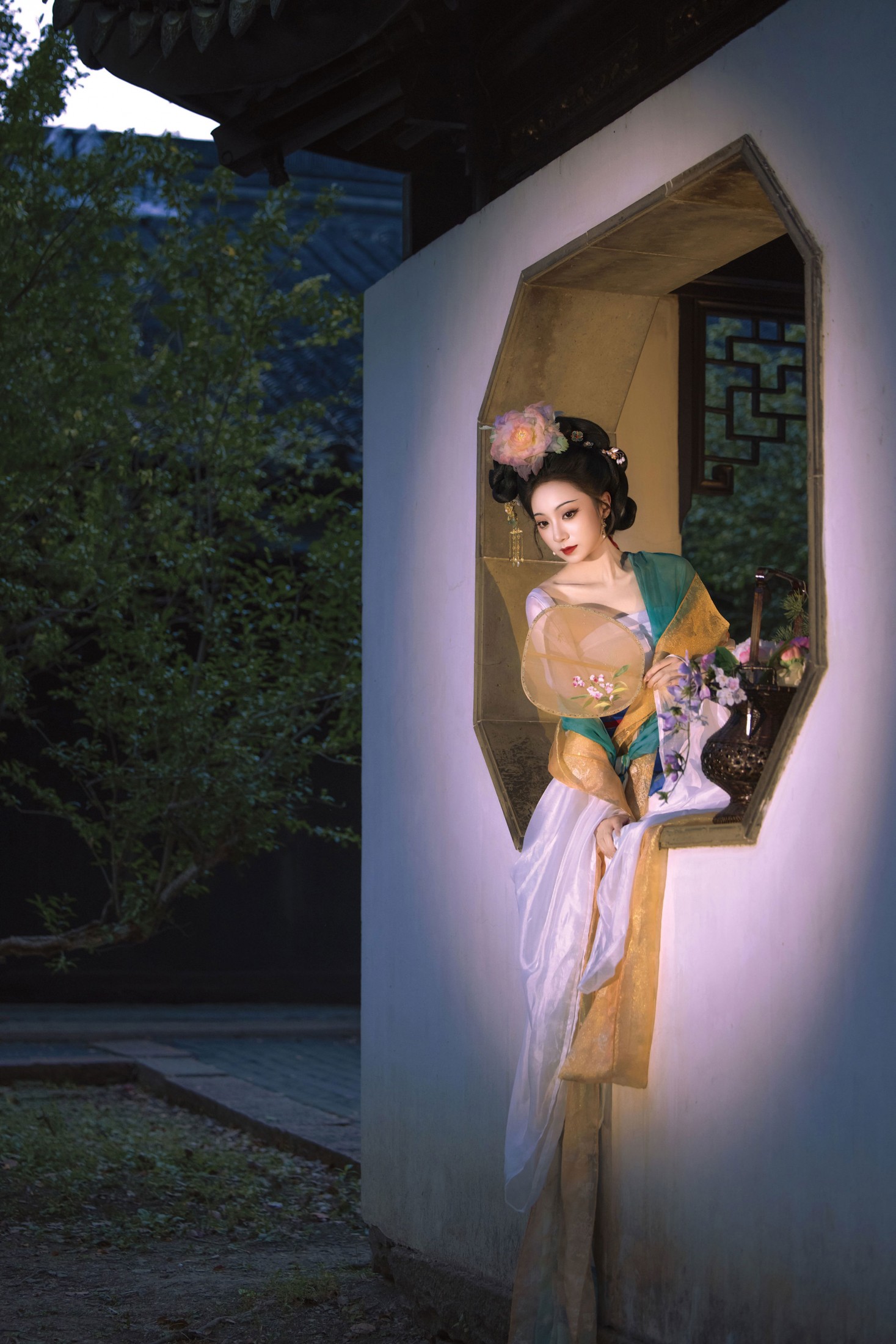 九上天 - 《白伯骅仕女图》[12P]-66COS