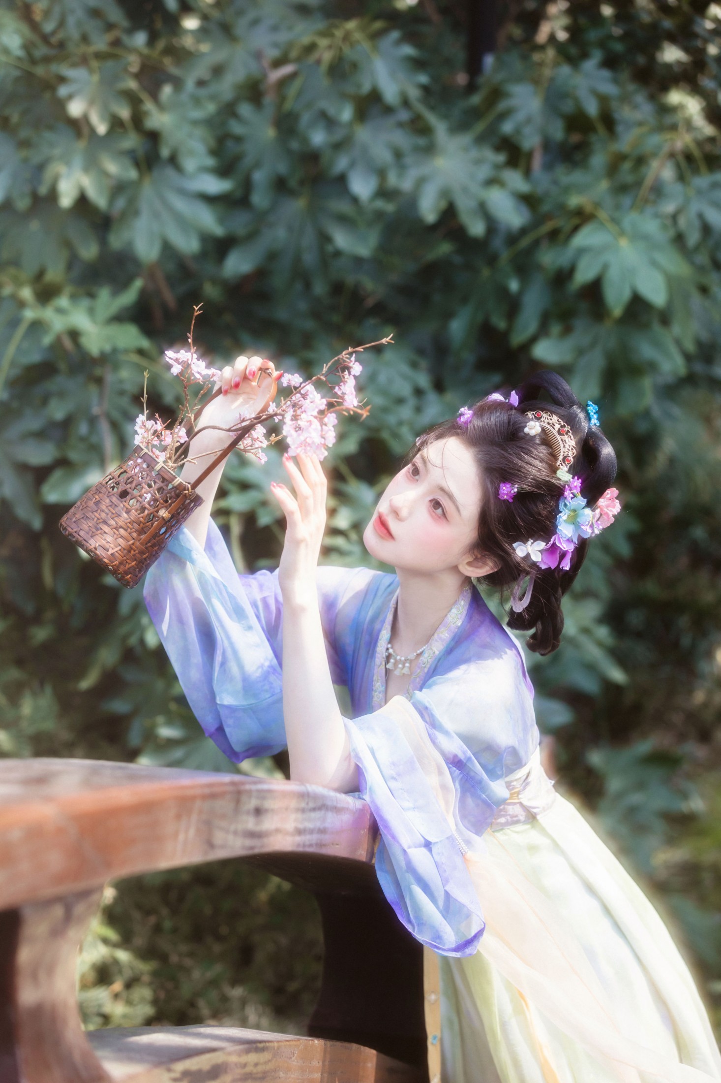 康渝茜Niki - 《眸映星光，步步生花》[35P]-66COS