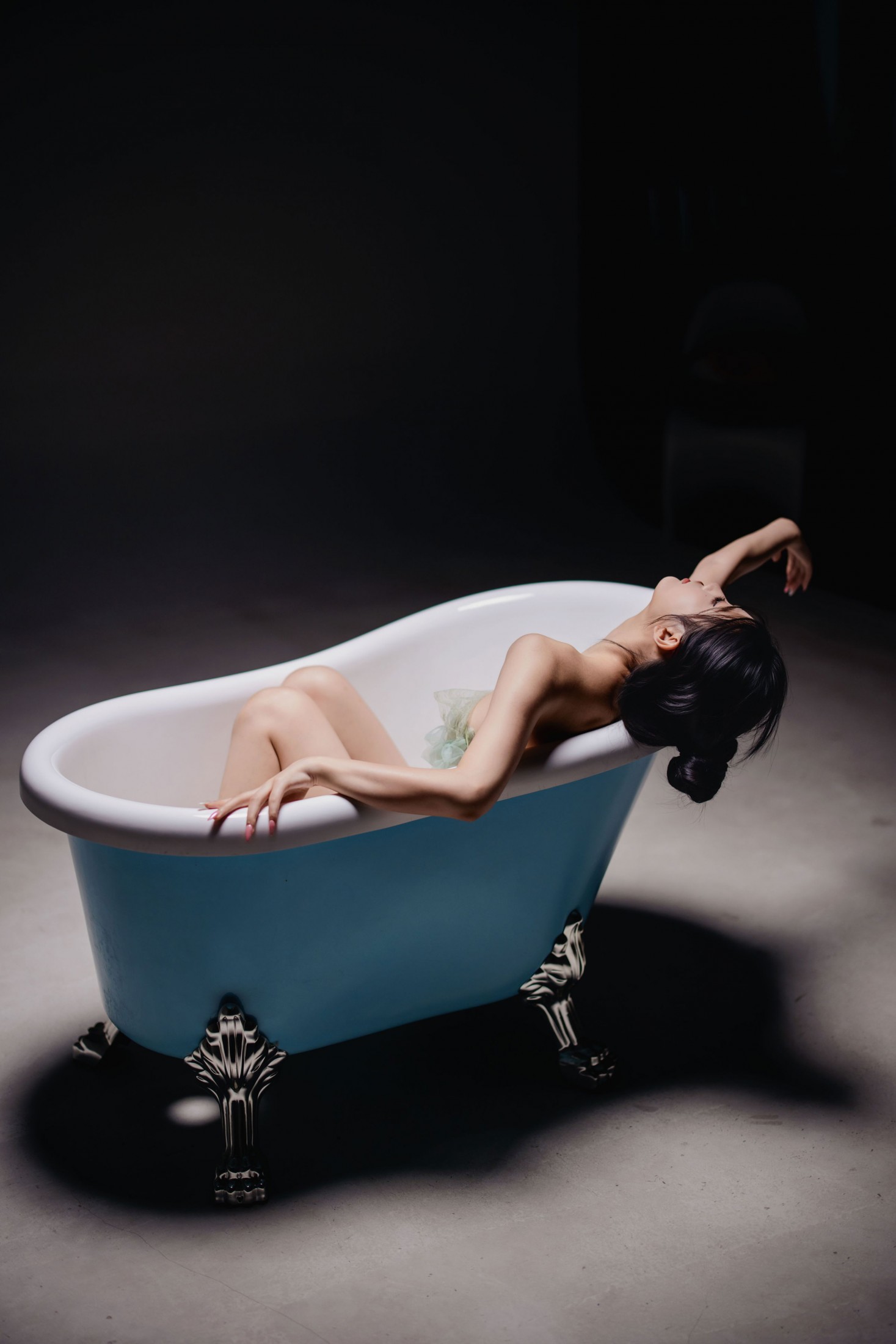 《浴缸玫瑰》[14P]-66COS