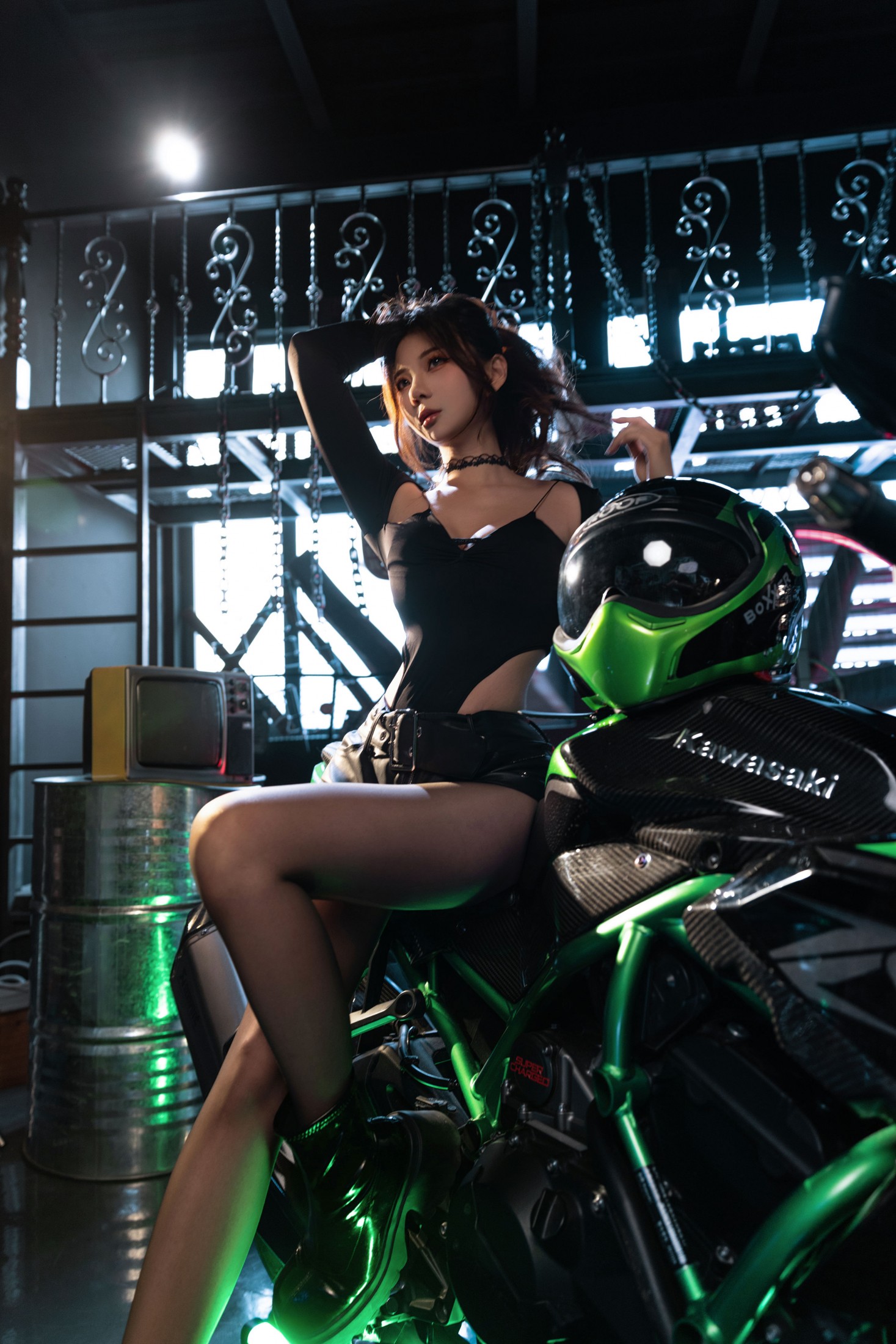 呆萌花 - 《机车美女》[9P] 插图4