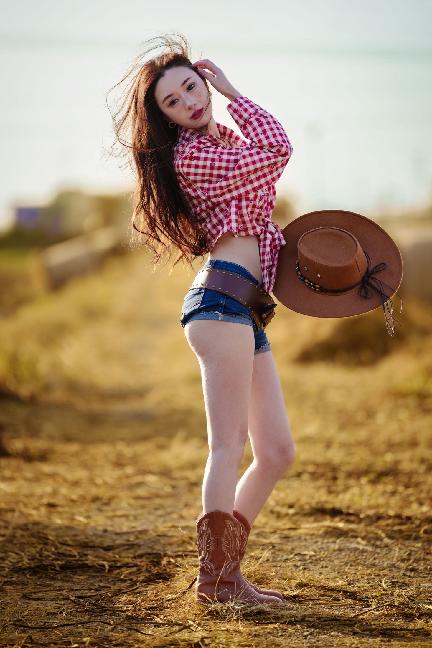 邓邓（摆烂版） - 《草垛子牛仔妹子》[15P]-66COS