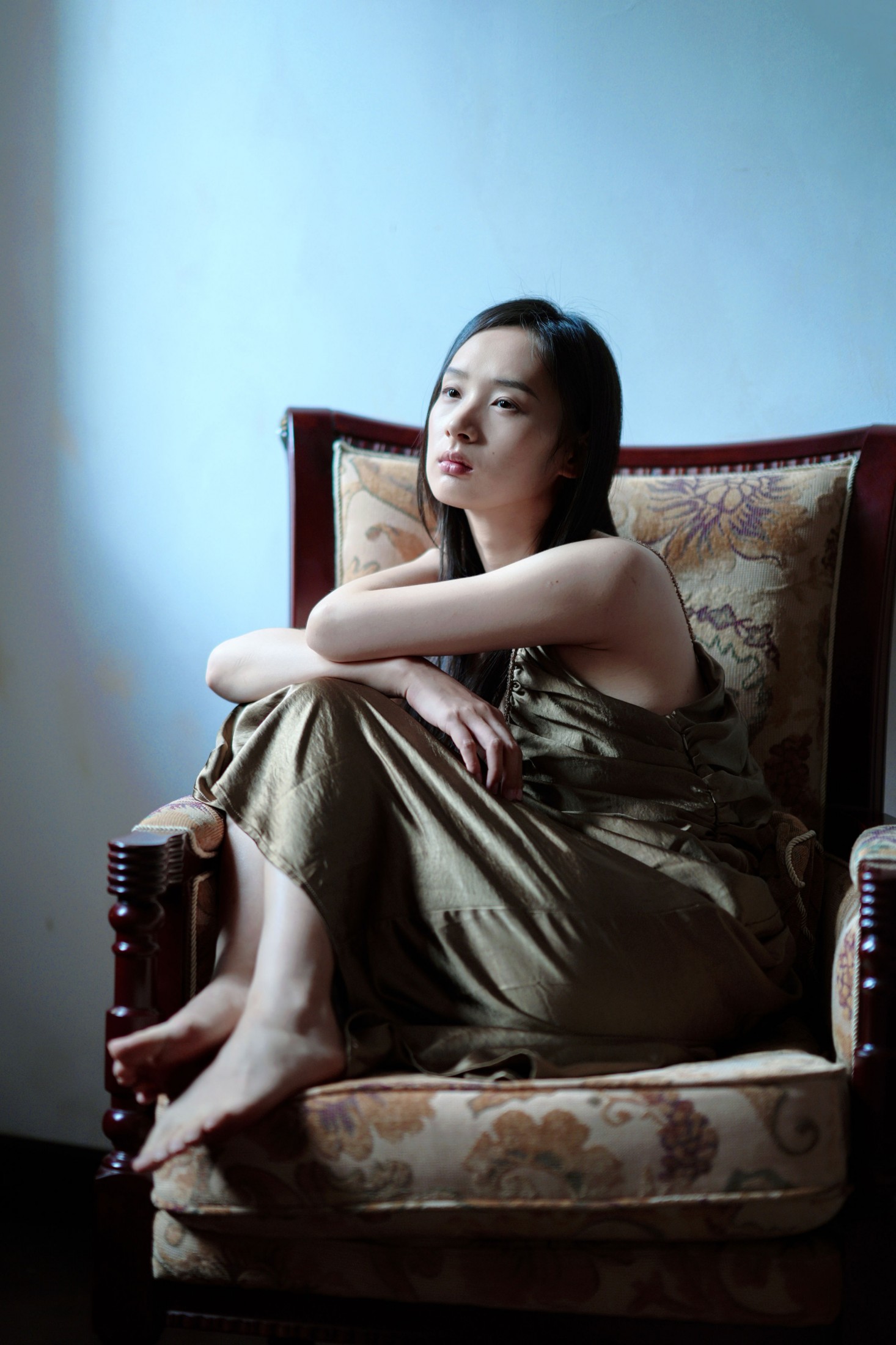 方休。 - 《暗调雪柳情绪大片｜于暗处生长》[9P]-66COS