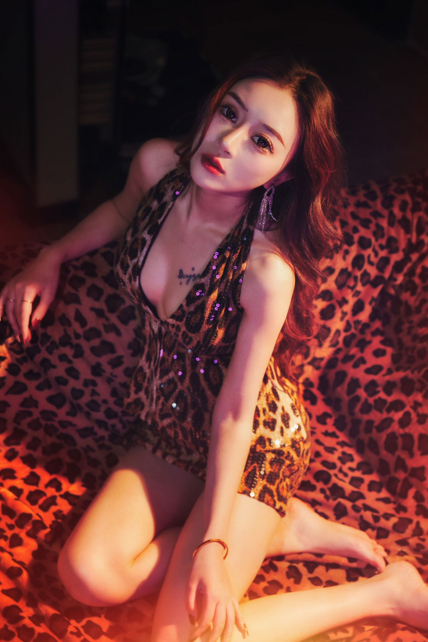 《豹纹女郎》[10P] 插图4