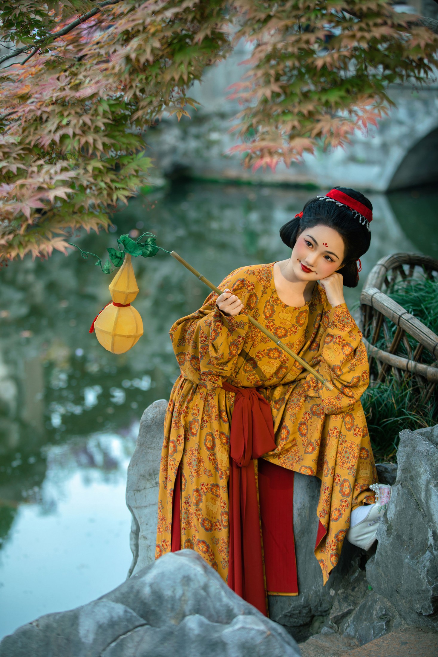 《春天里的红枫》[12P] 插图5