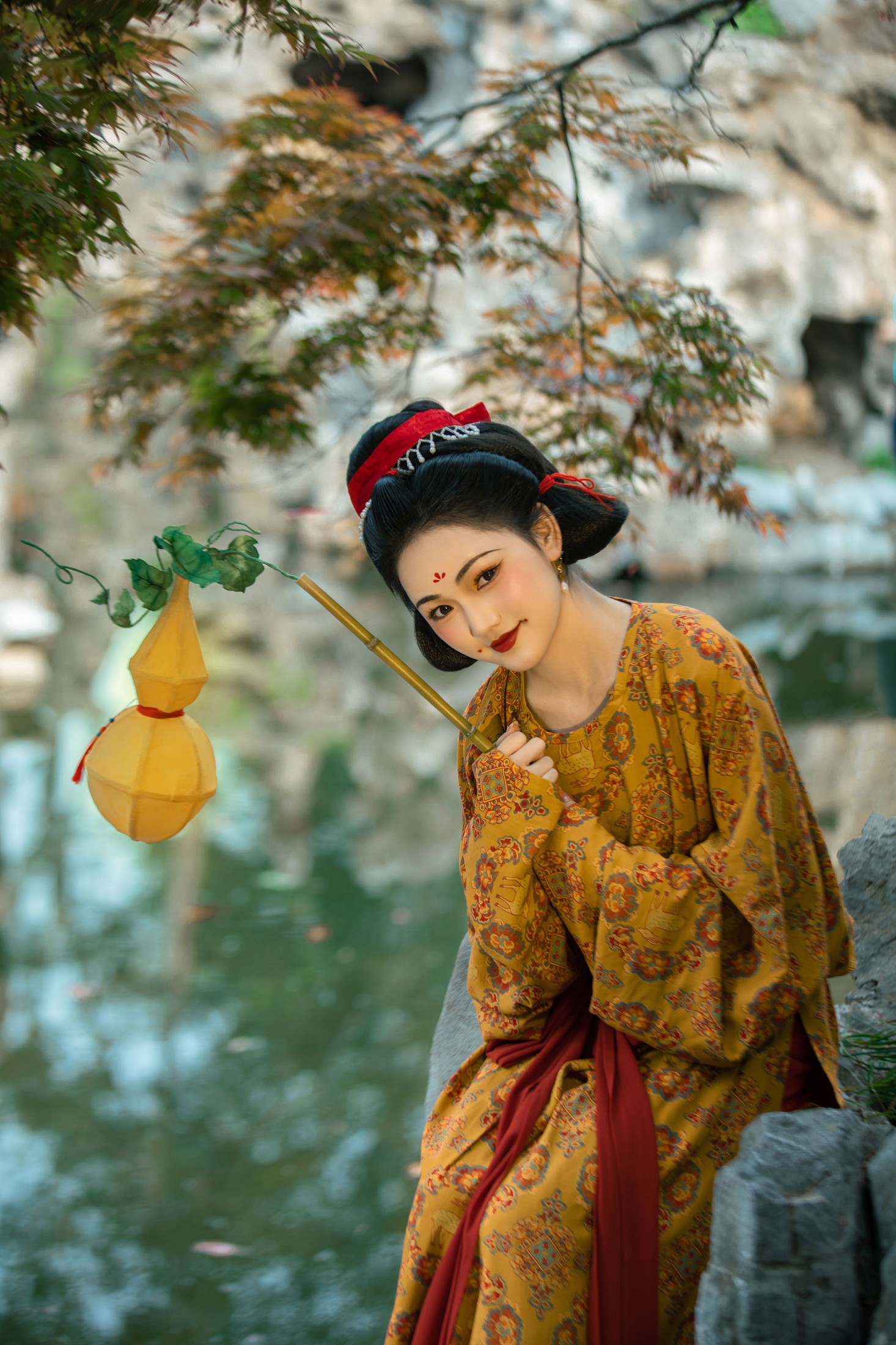 《春天里的红枫》[12P] 插图2