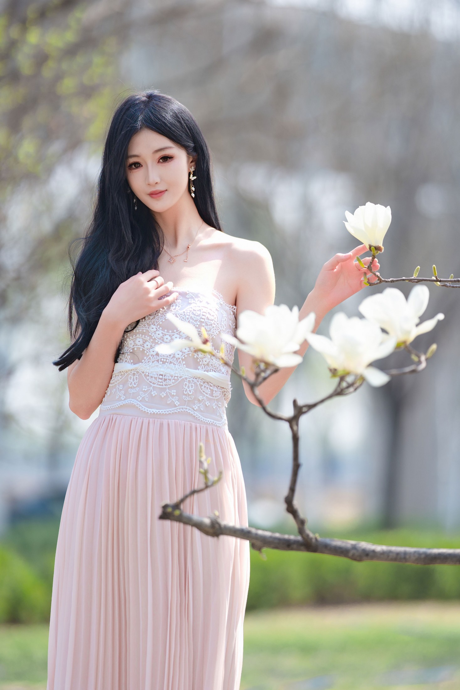 《玉兰花下 · 美人如玉》[18P] 插图2