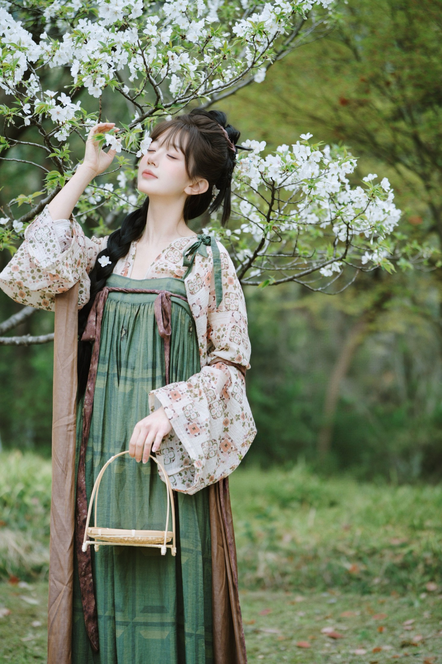 《春日迟迟》[26P] 插图2