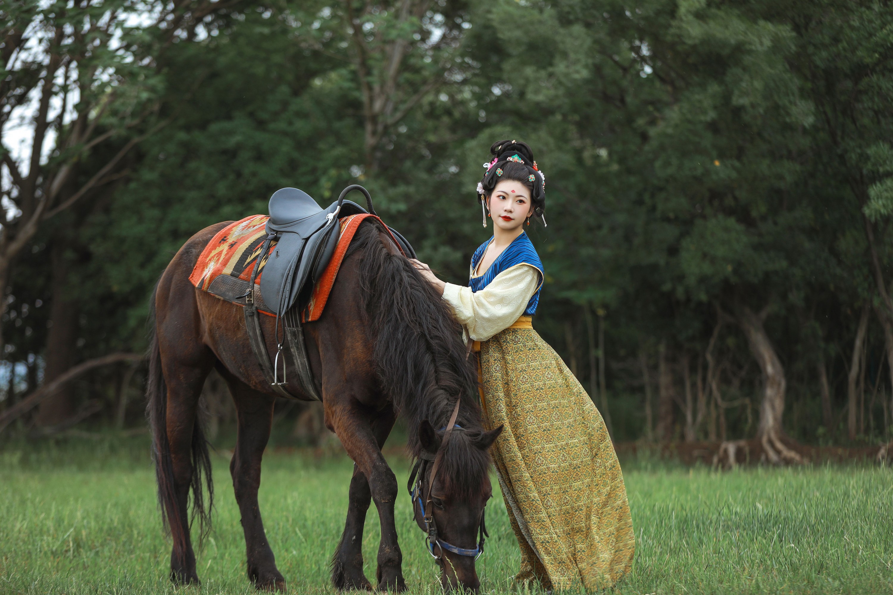 《牵马的唐朝女人》[18P]-66COS