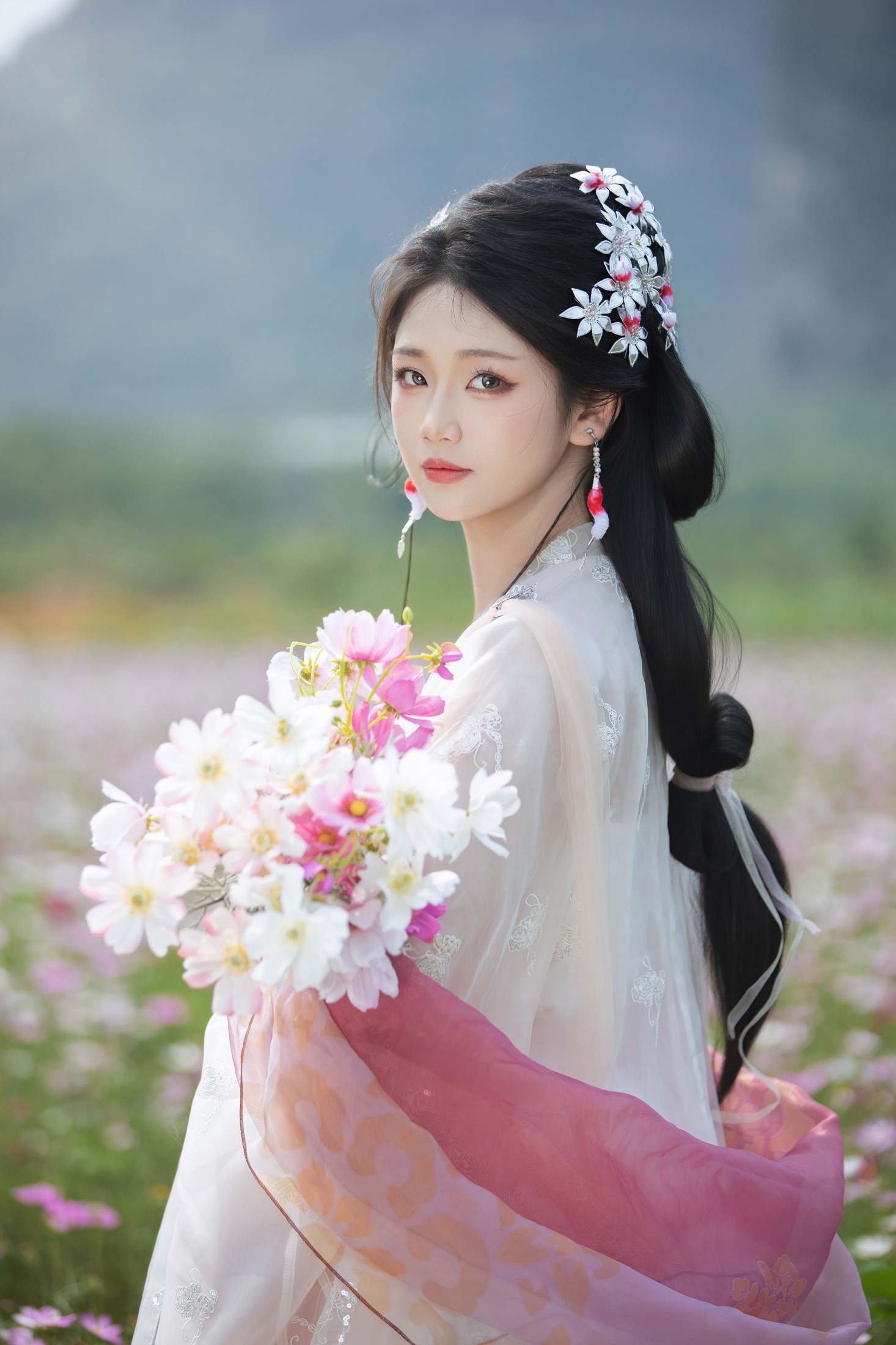 《露芜衣》[24P]-66COS