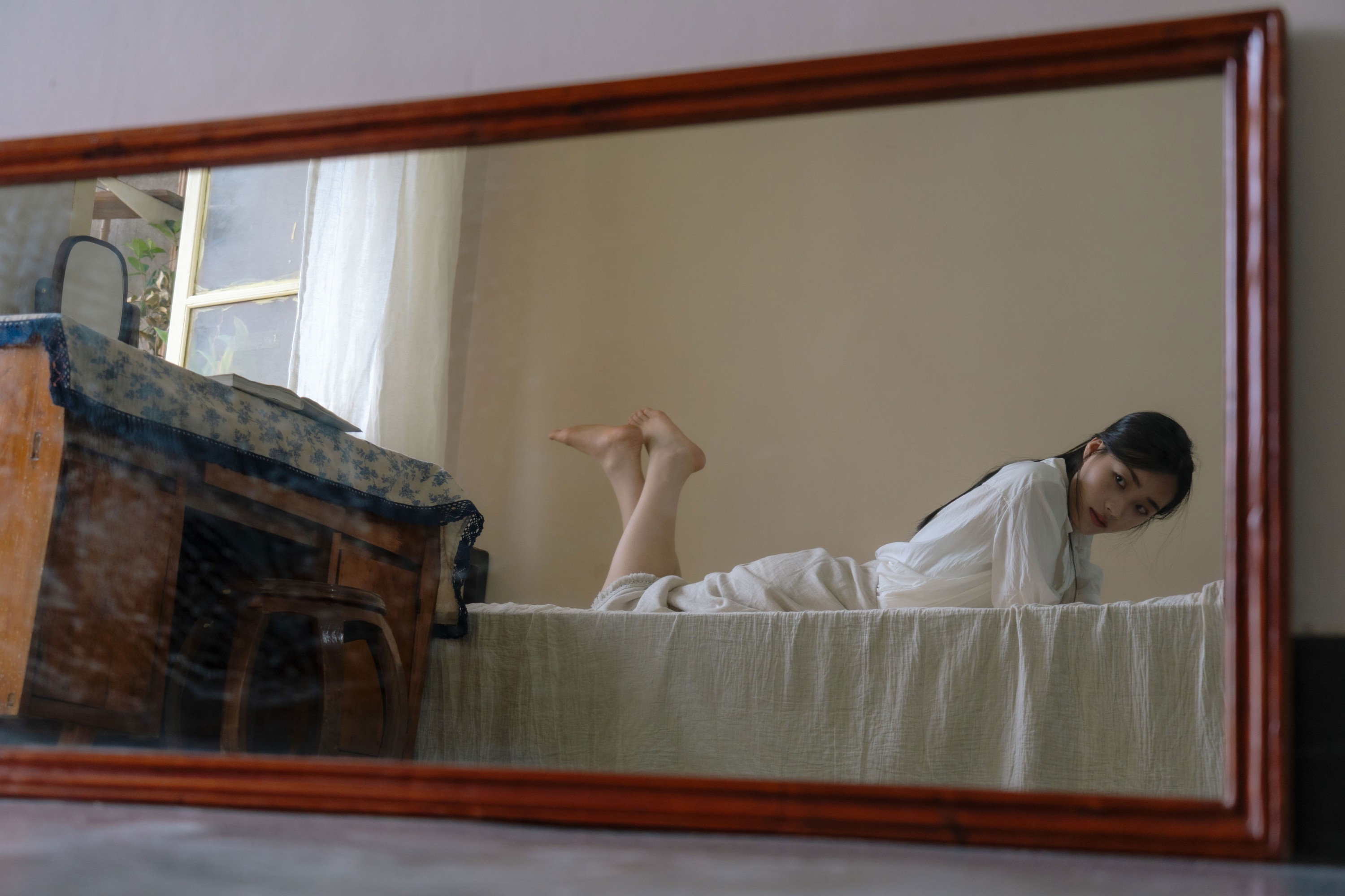 《鞋底，脚背，是温柔的底色》[16P] 插图3