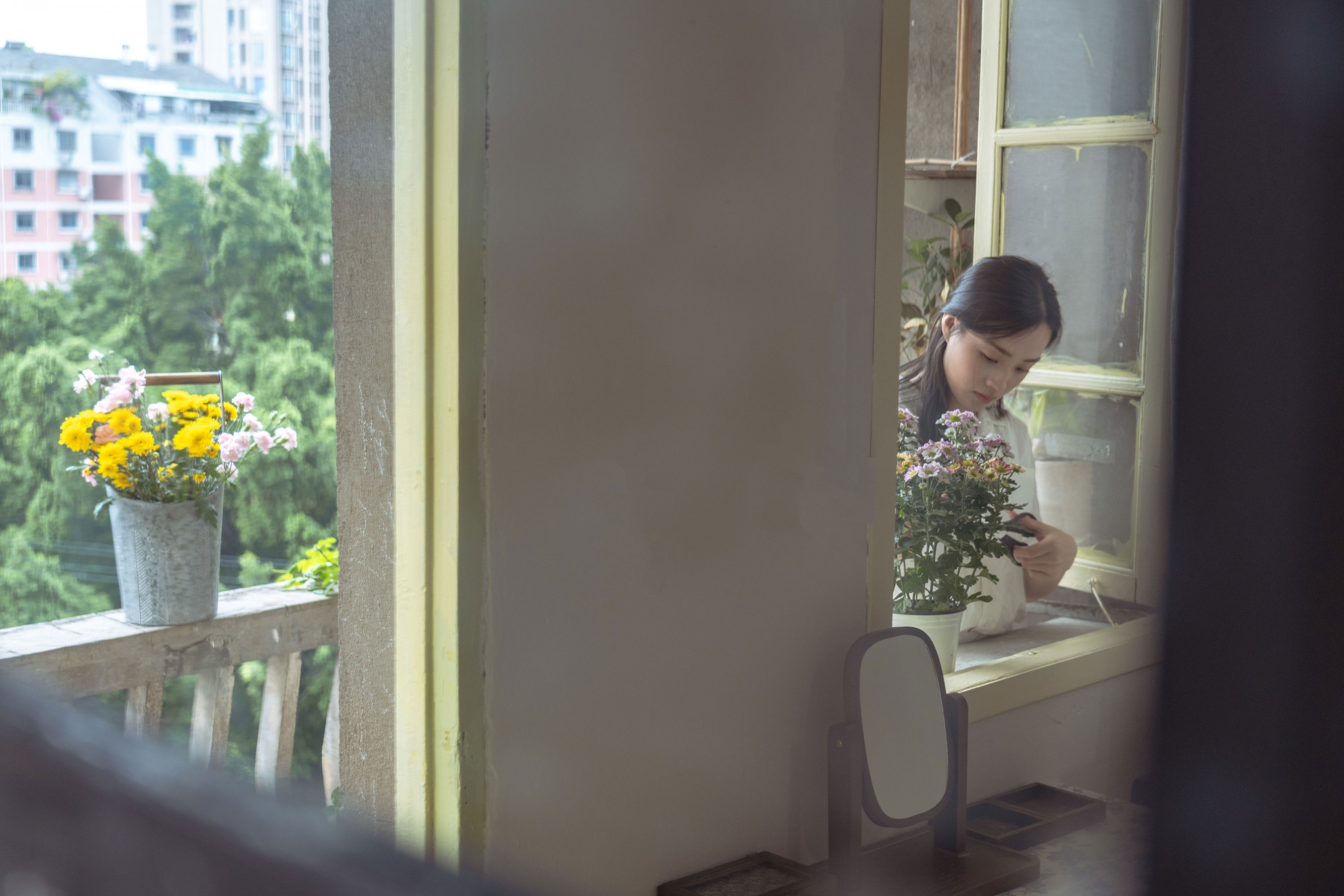 《鞋底，脚背，是温柔的底色》[16P] 插图5