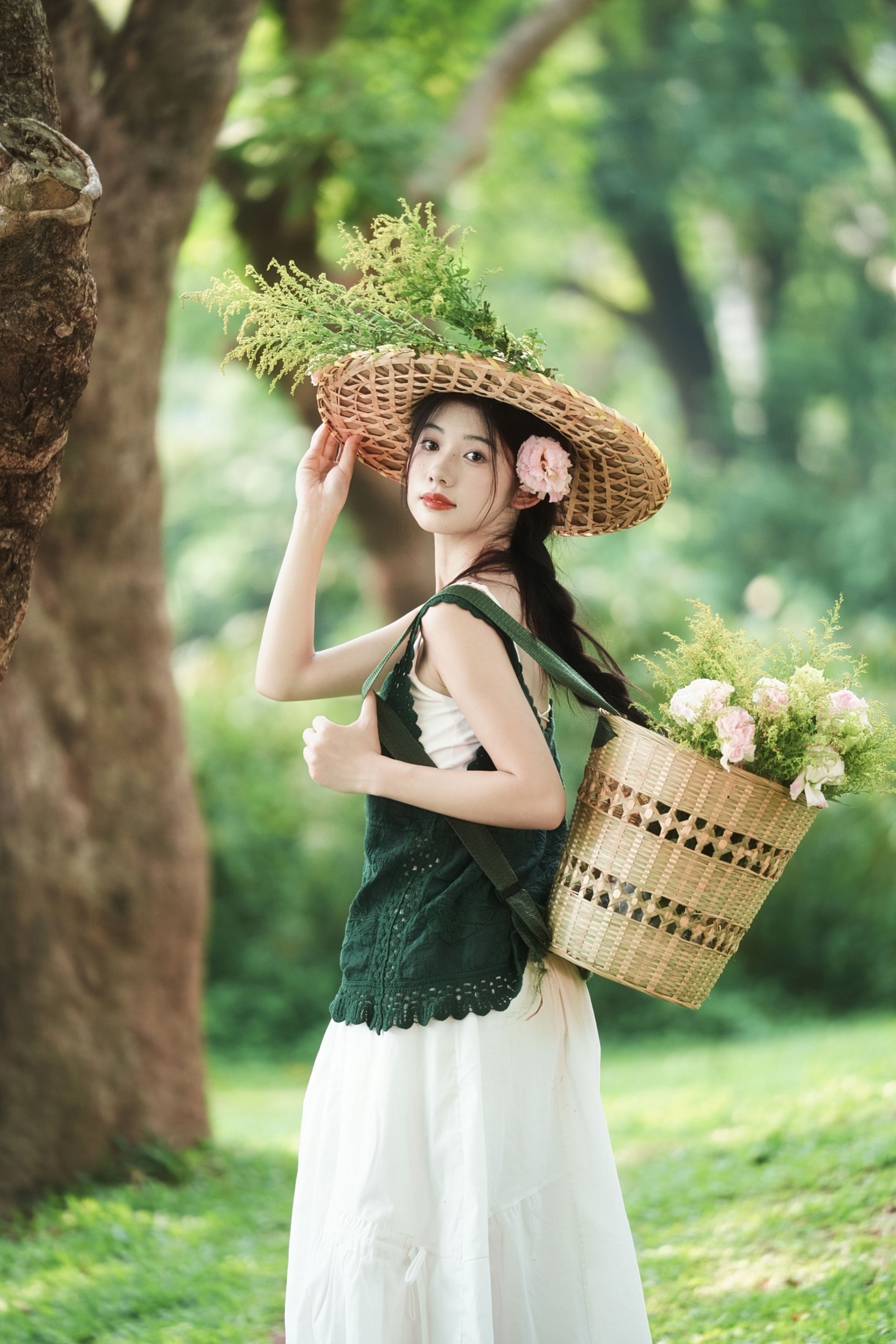 《绿野与她｜森系写真》[9P] 插图3