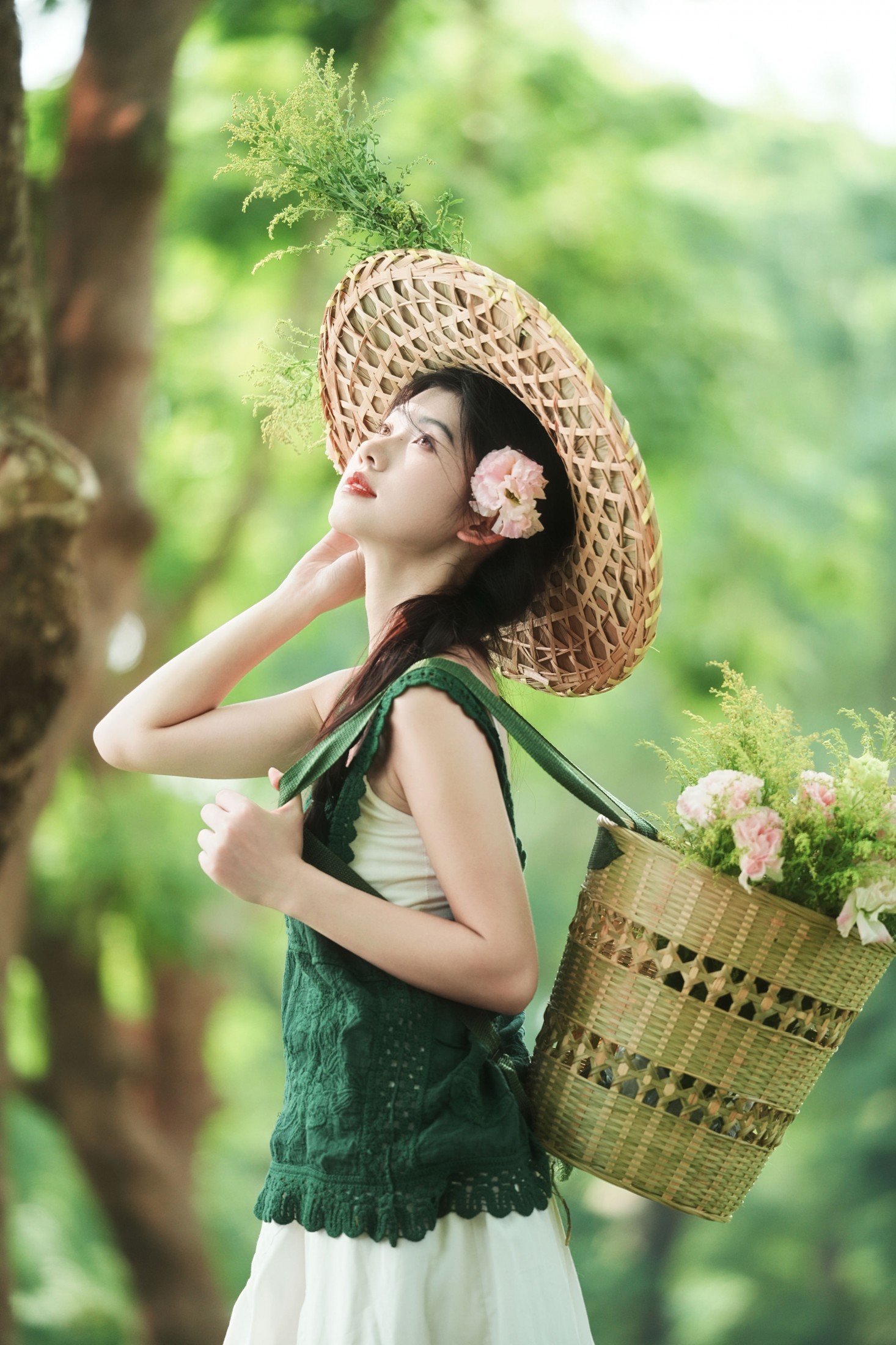 《绿野与她｜森系写真》[9P] 插图4