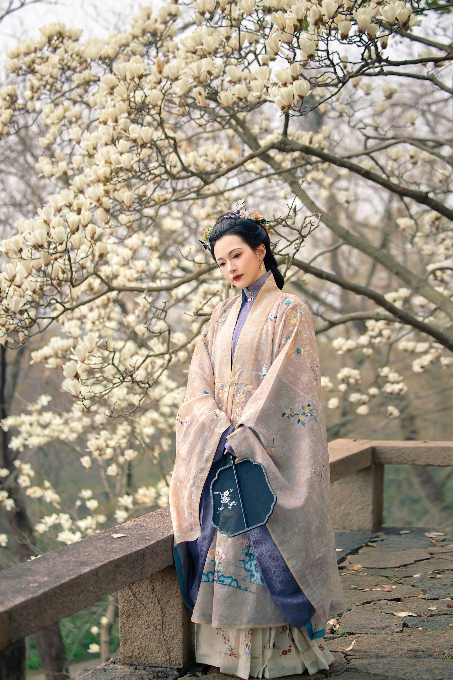 《亭亭玉殿春》[18P] 插图5