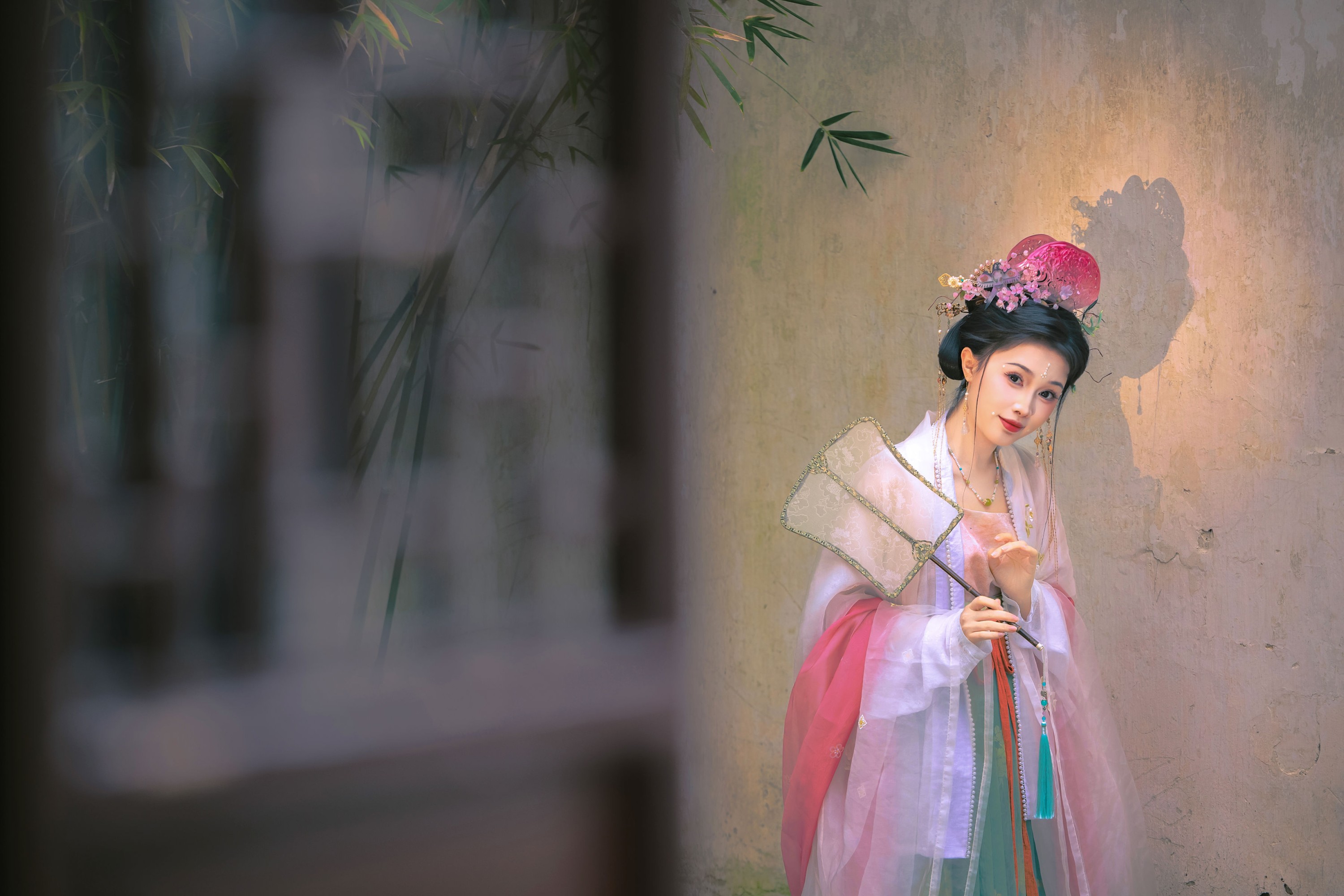 《或许你也喜欢桃红柳绿》[14P] 插图2