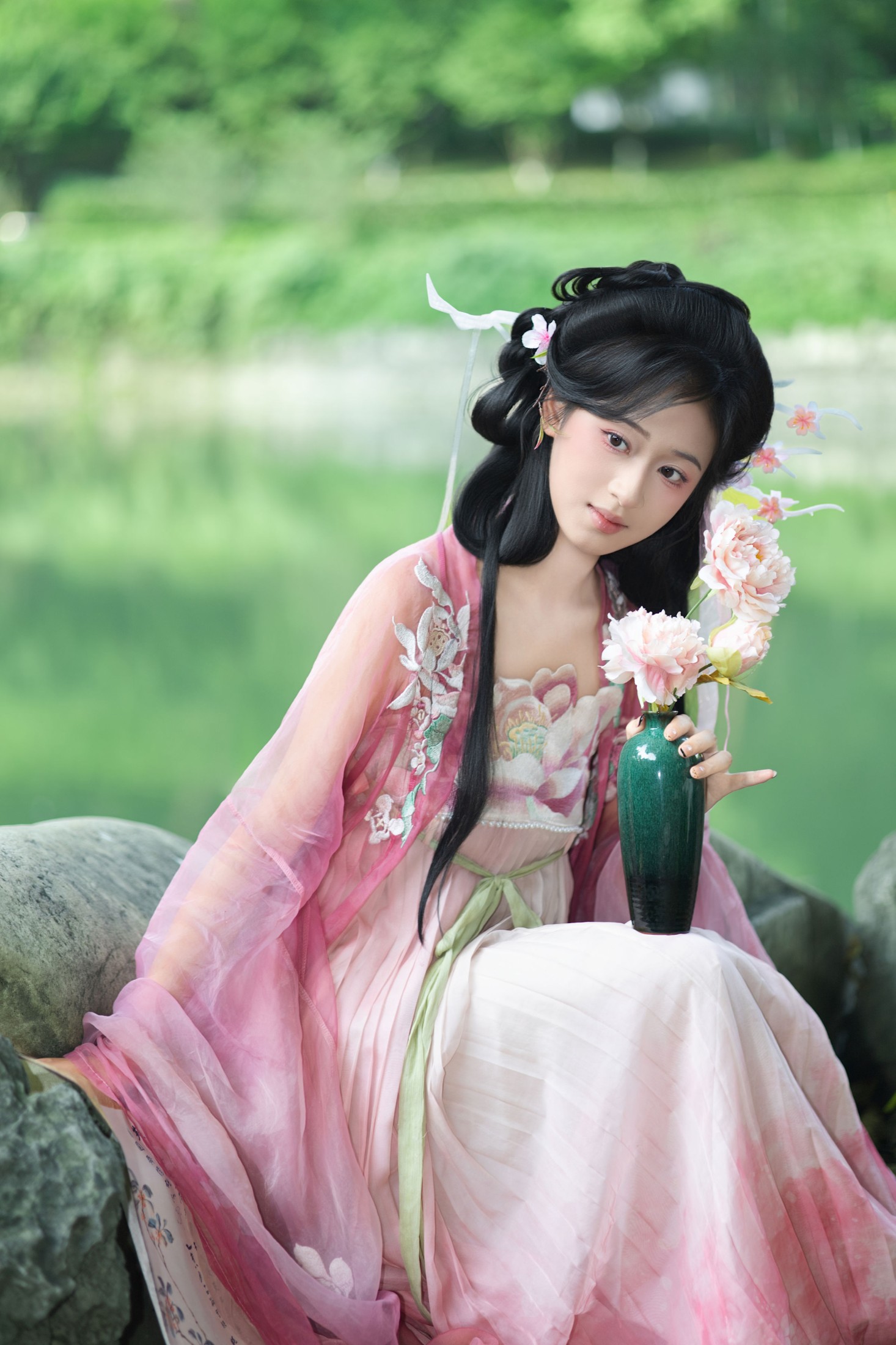 《 柳叶垂波，桃花照影，不负人间四月天》[18P] 插图3