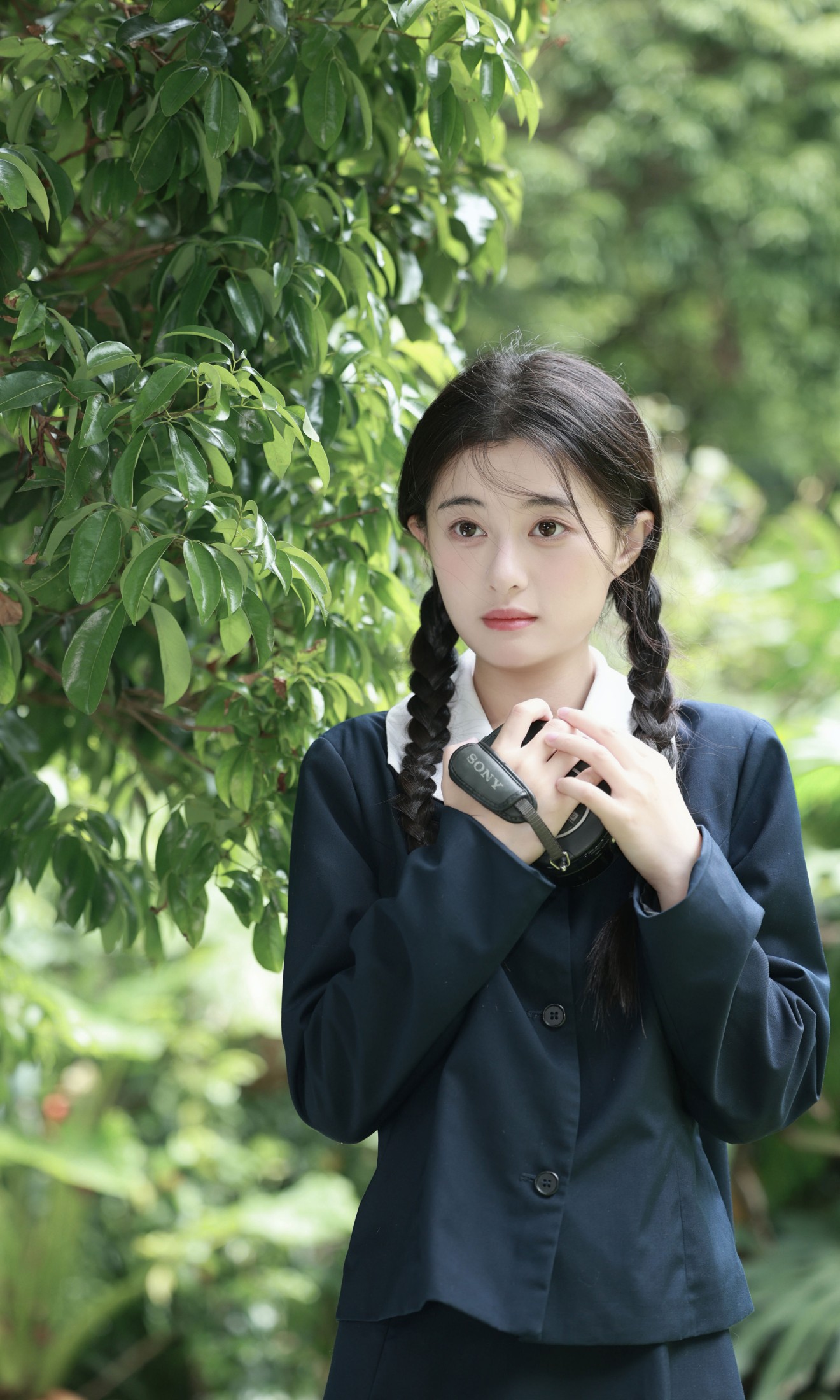 《风里的旧书页是少女的心事》[19P] 插图3