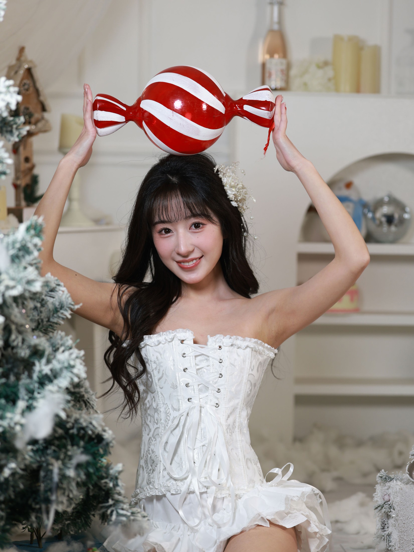 《苗苗 圣诞白裙》[57P] 插图2