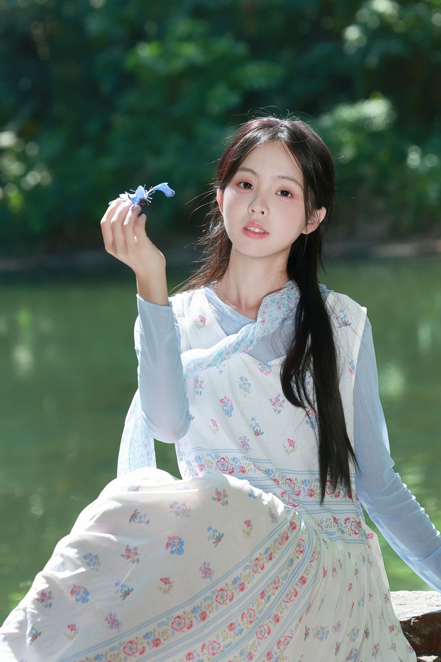 《春日氧气感｜在湖边做一次大自然的女儿》[38P]-66COS