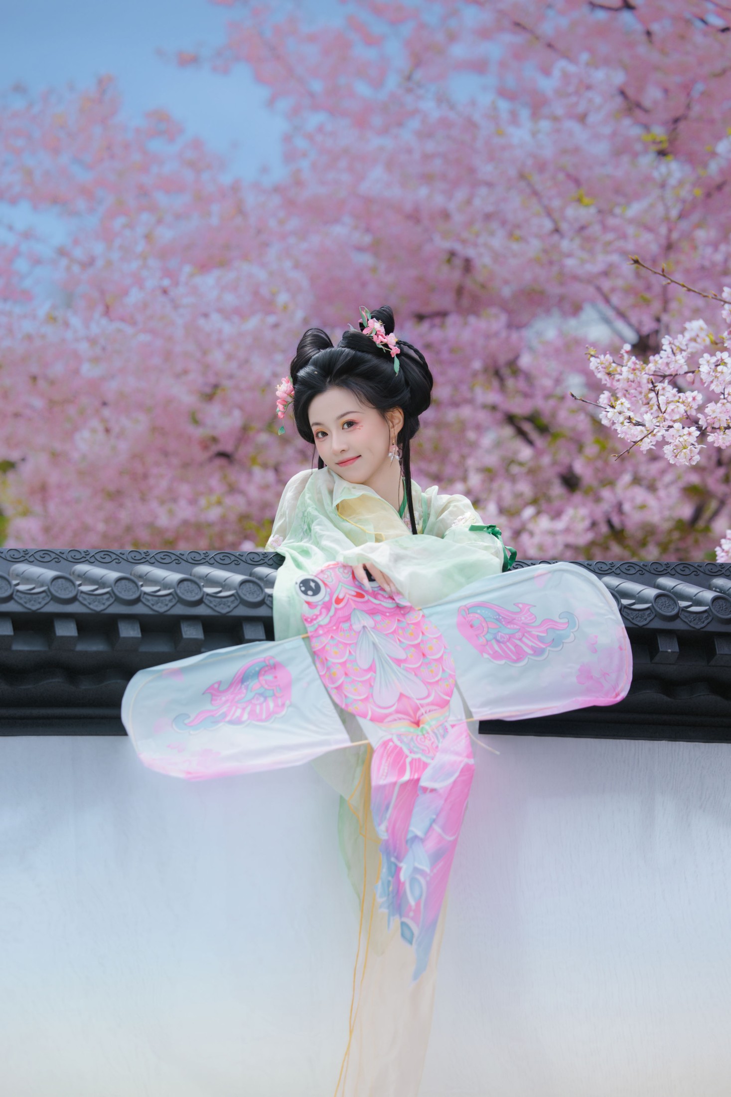 《爬墙少女》[20P] 插图3