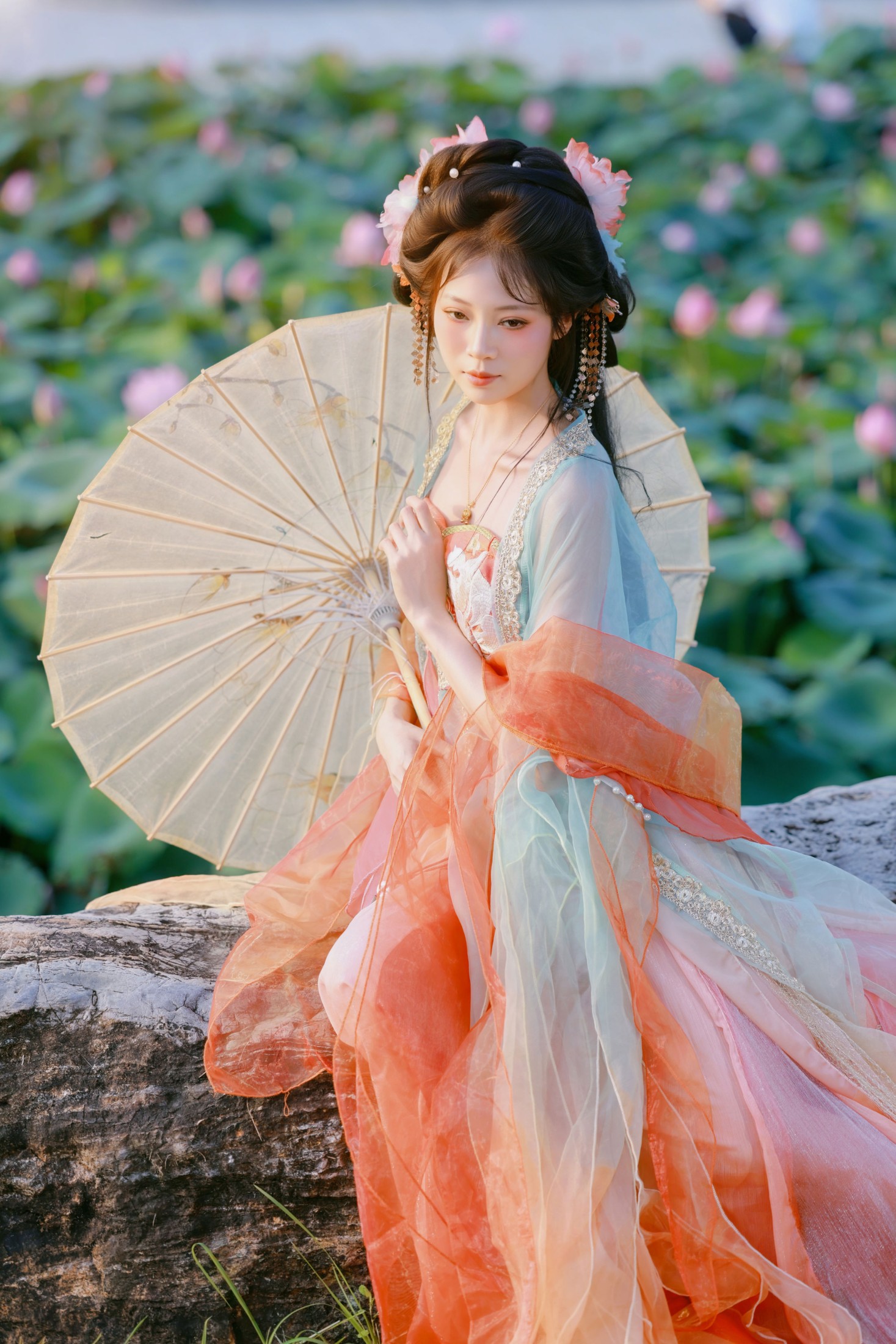 《荷风送香，仙裙摇曳，赴一场夏日荷塘之约》[9P] 插图3
