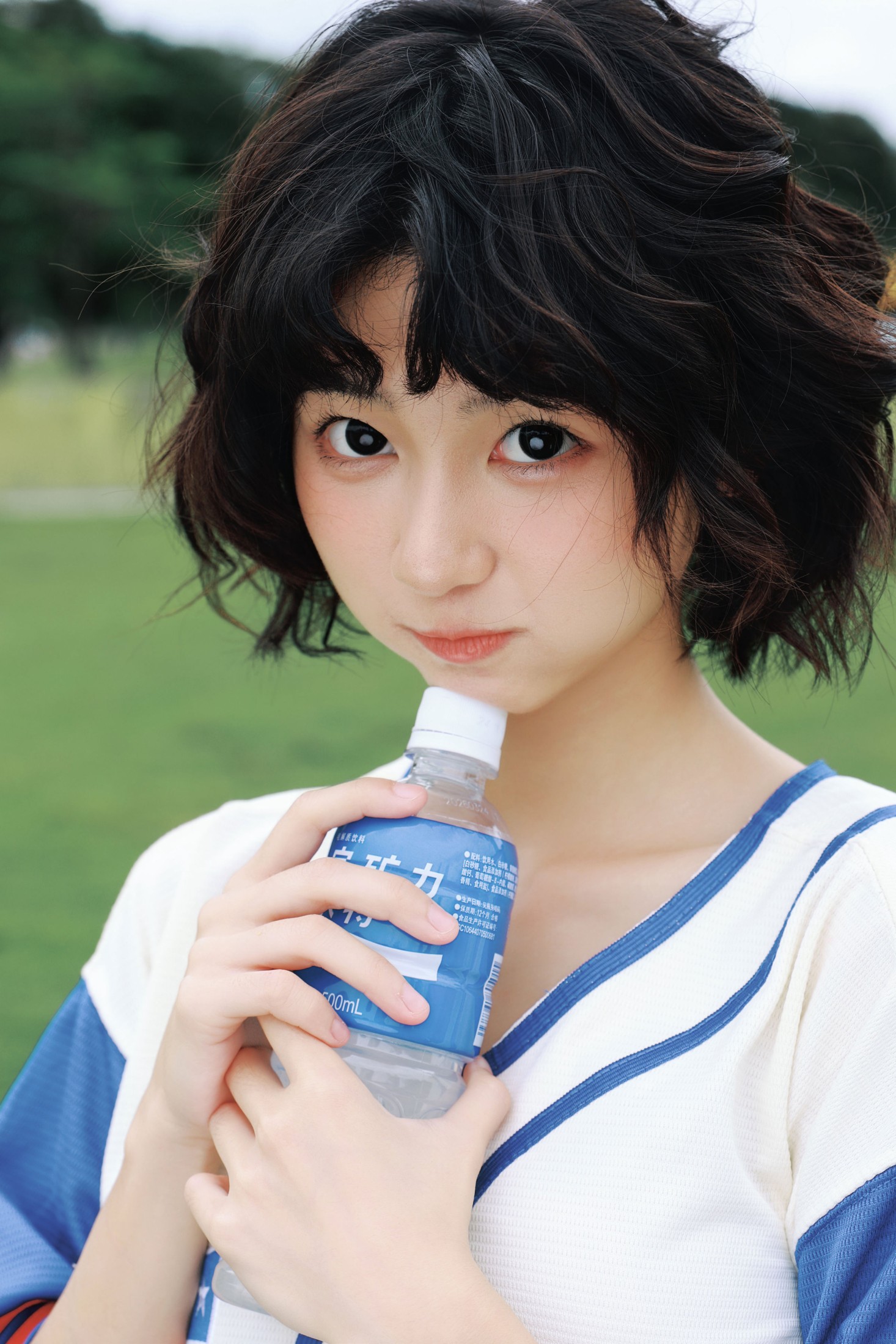 《日系棒球少女️在草坪上奔赴一场夏日元气》[11P]-66COS