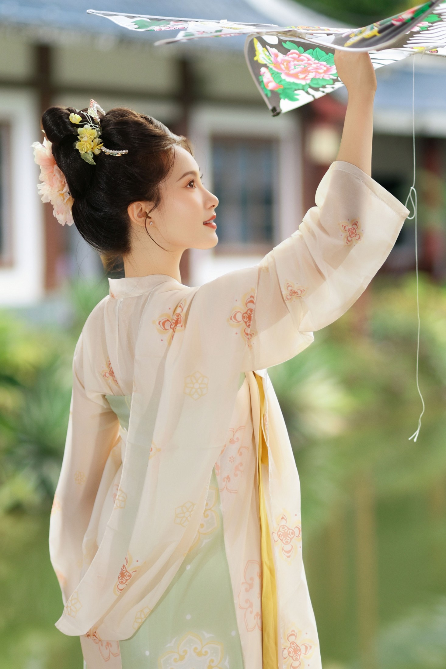 《初夏风渐软，闲趁晴日放纸鸢》[10P] 插图2