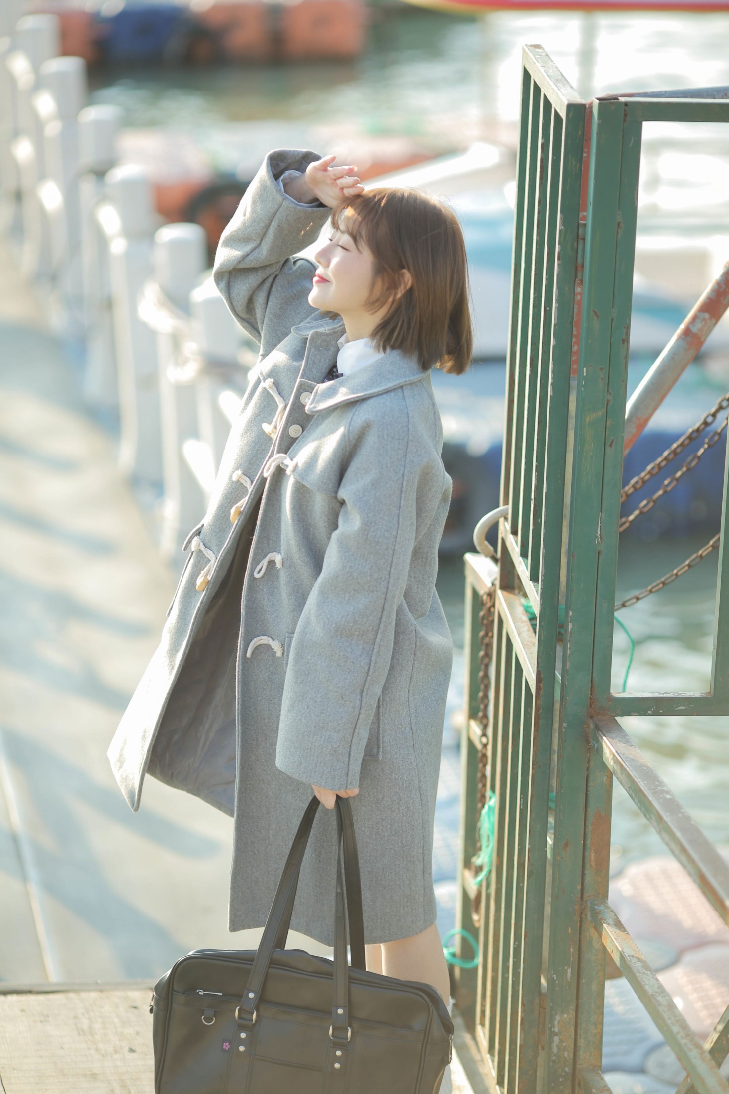 《眼里藏着三月的春色，手心淌过蓝色的河流》[17P]-66COS